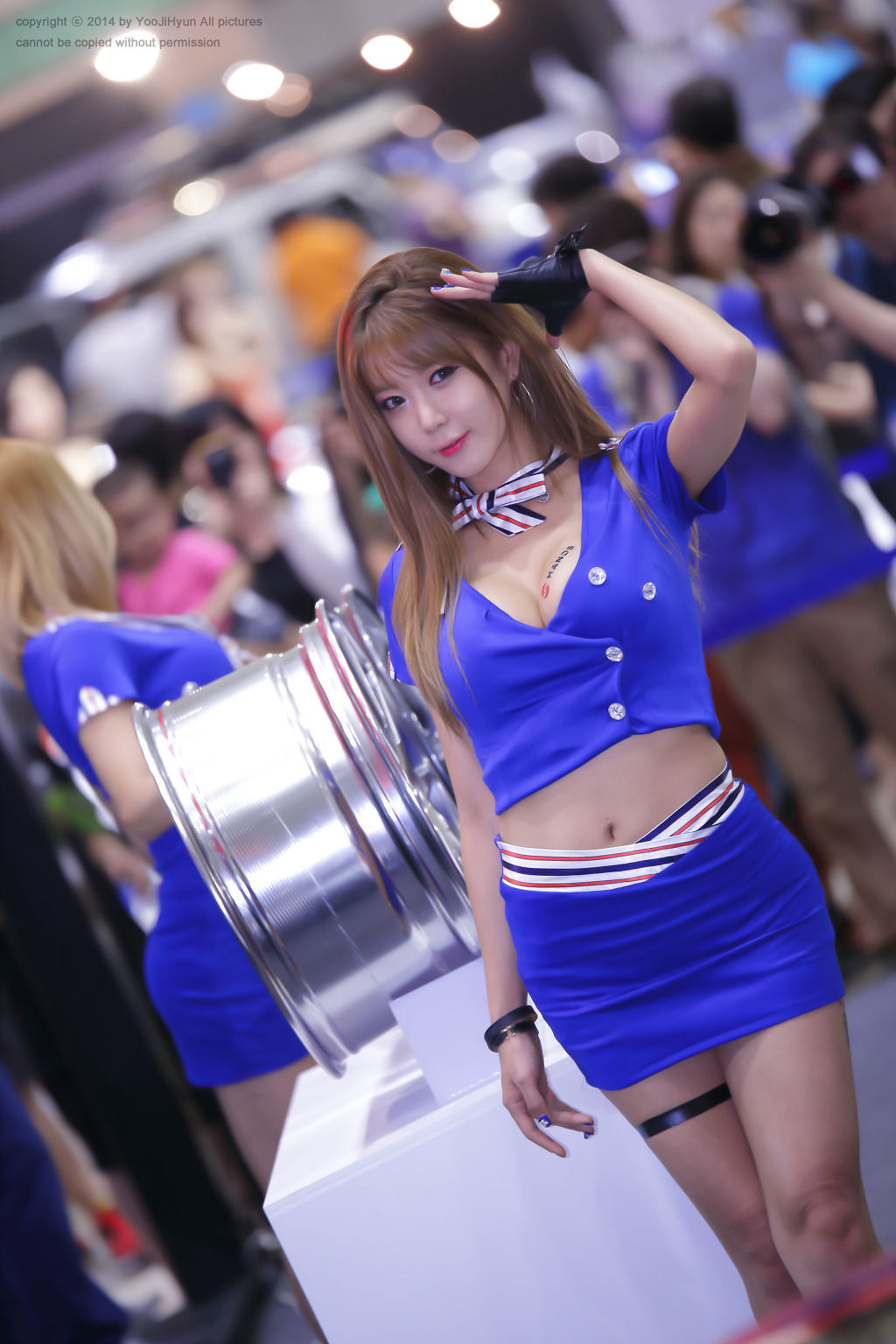 [韩国美女] 许允美 - 2014首尔汽车展-空姐制服系列  第88张