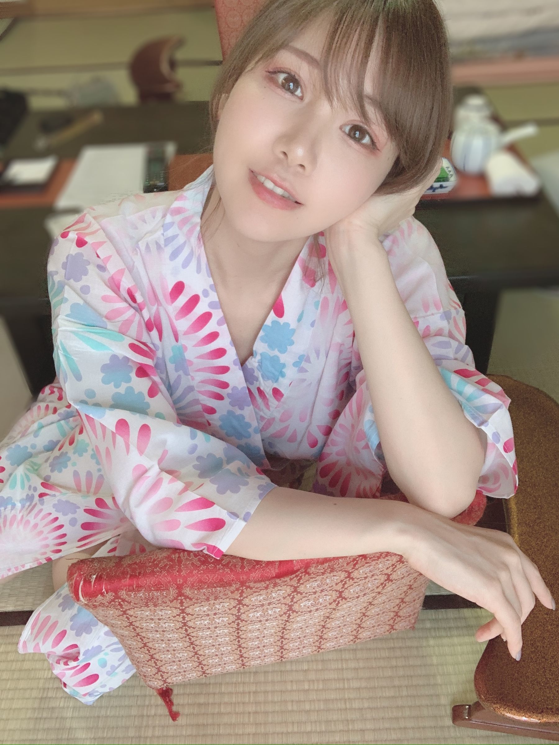 [网红COSER] 日本甜美COSERけんけん[fantia] 2020.06 花火柄浴衣②(′∩ω・｀)ﾁﾗｯ!!  第6张