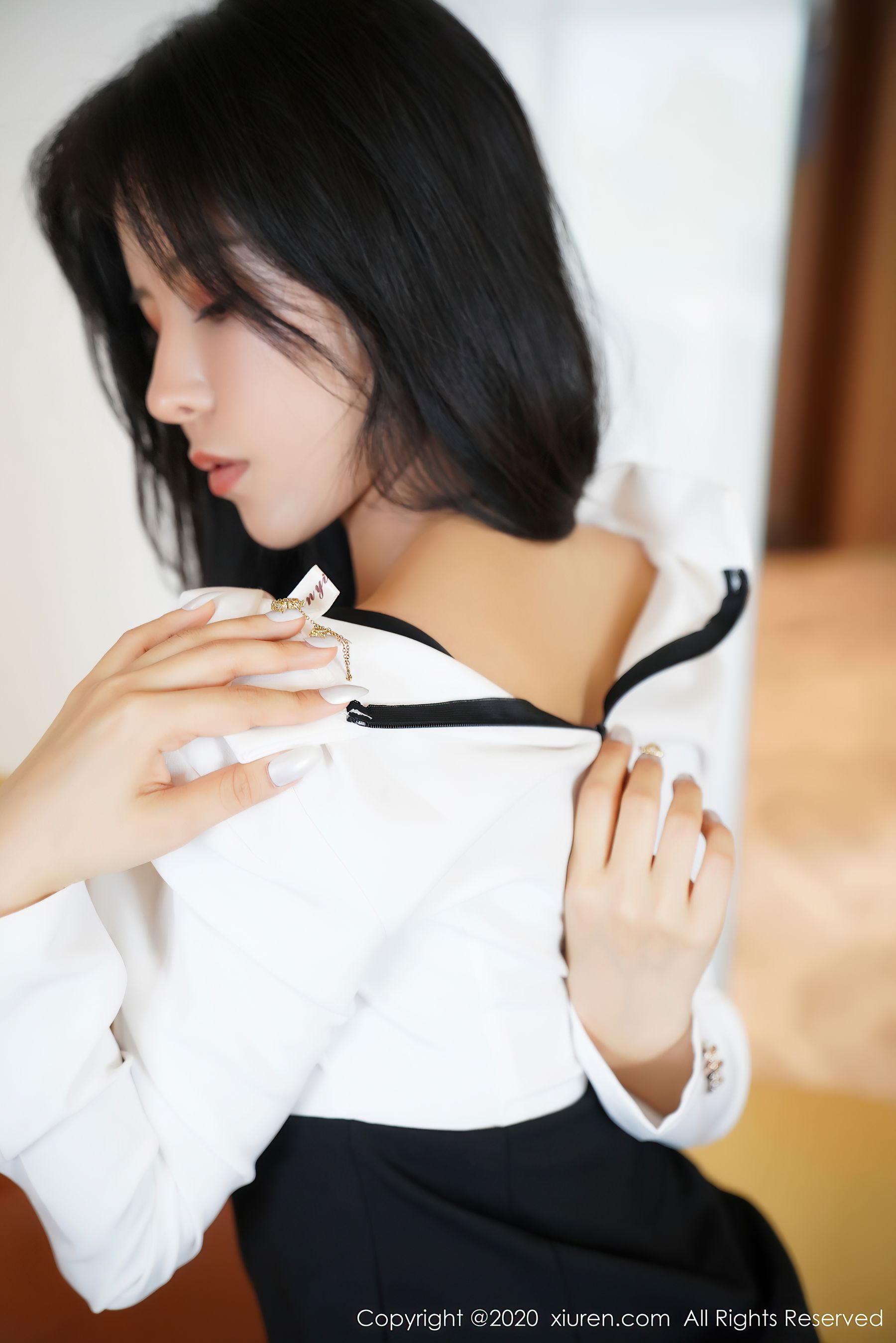 [秀人XIUREN] No.2346 奥莉