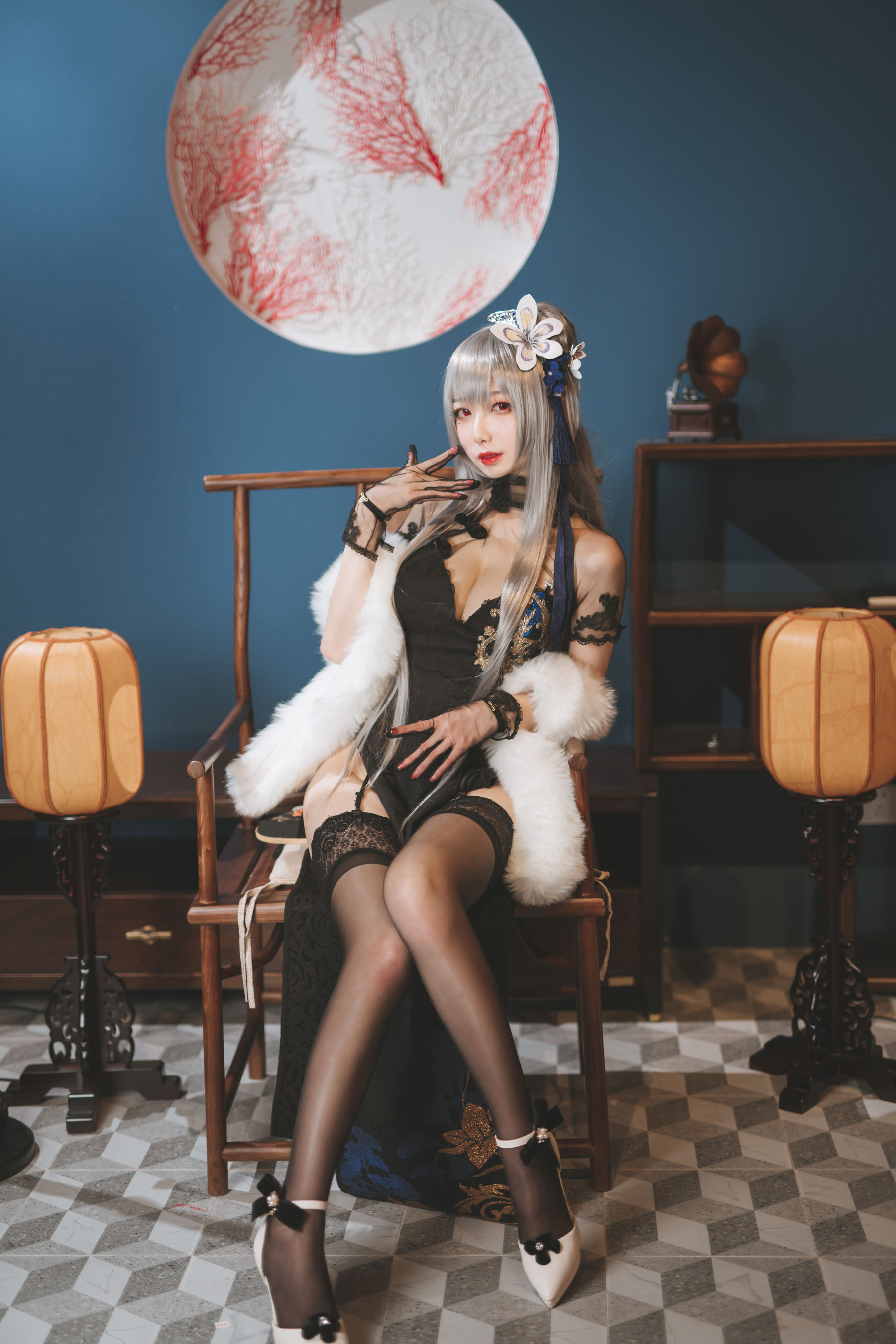  动漫博主封疆疆v - 路易九世旗袍 第10张