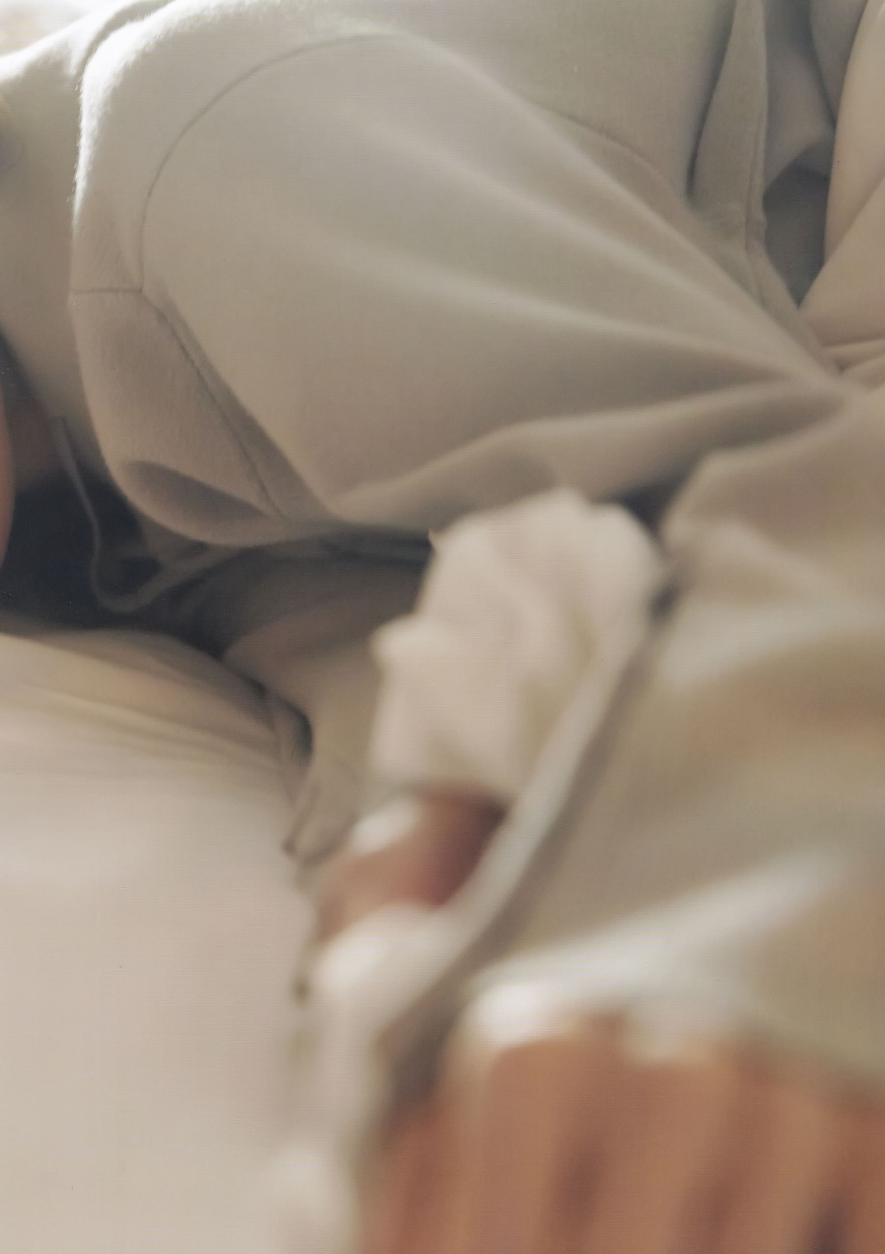 田中みな実1st写真集 Sincerely yours 第56张 田中みな実1st写真集 Sincerely yours 第56张