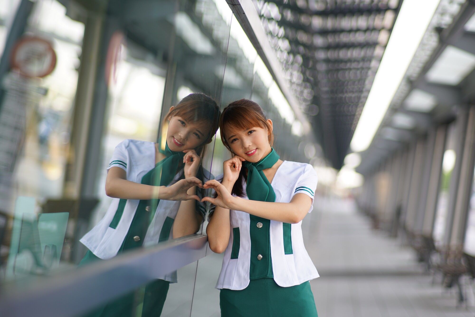 [台湾女神] 苏郁媛《烏日高鐵～空姐制服》  第10张