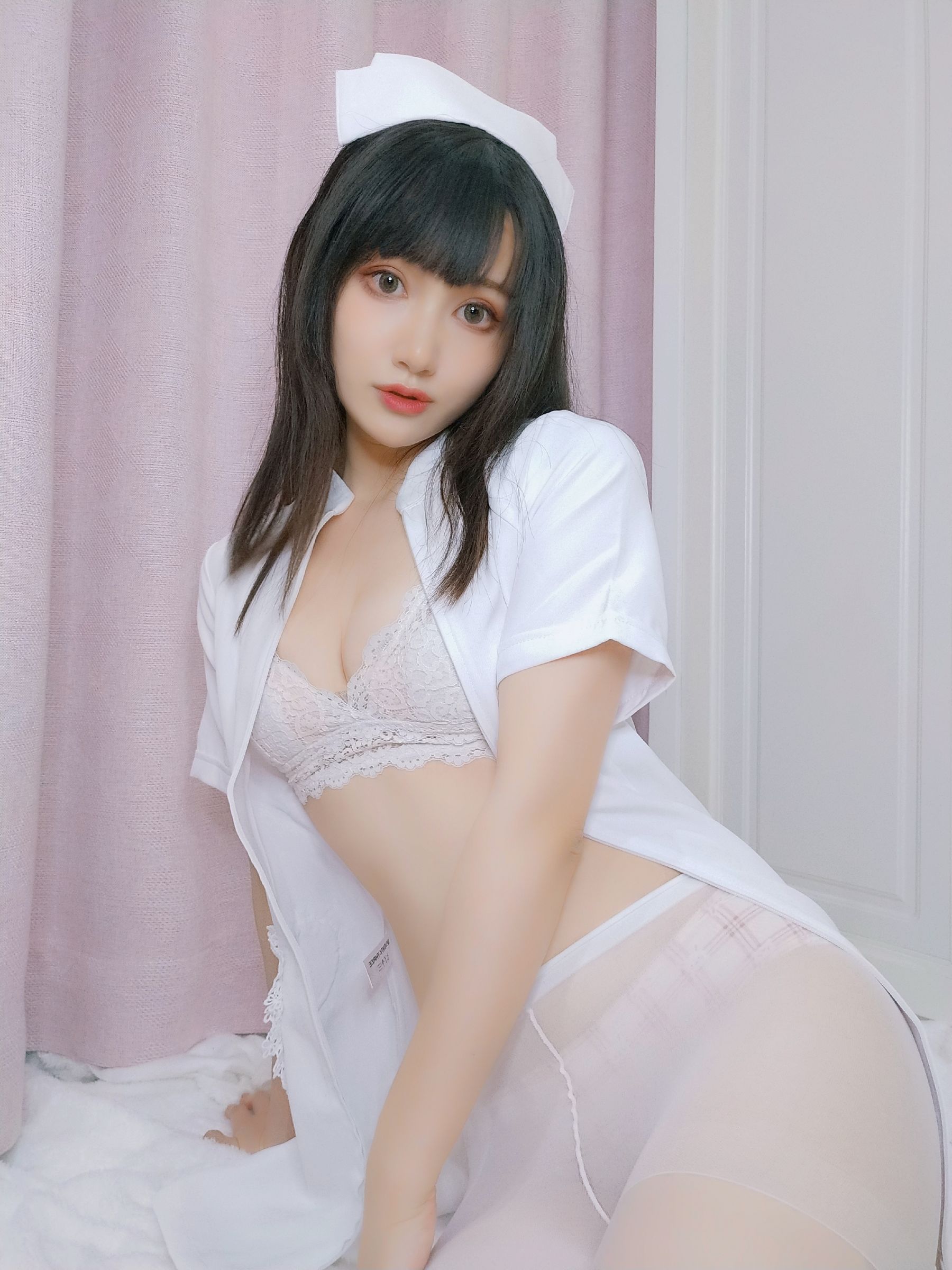  木之本果 - 看护妇 第3张
