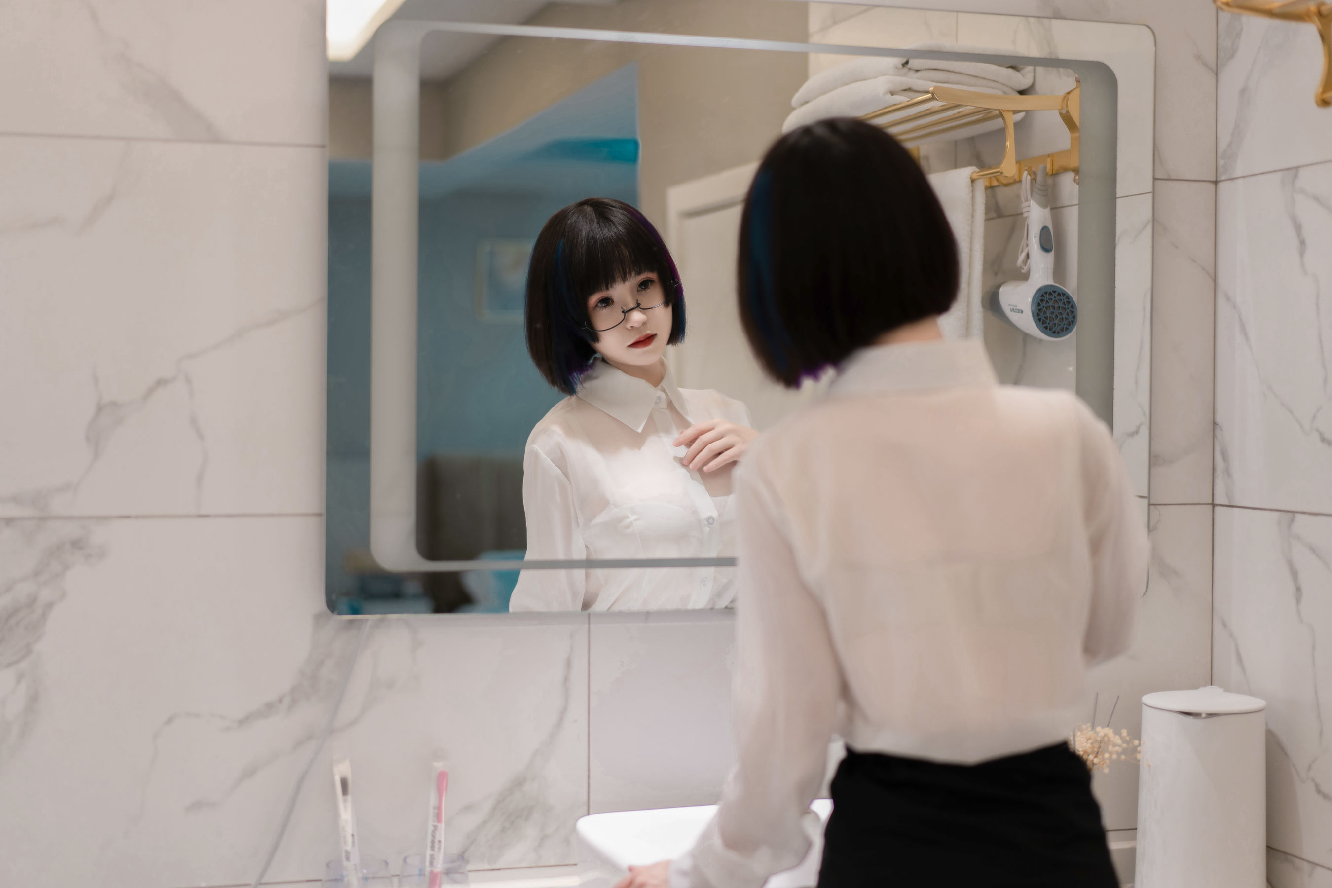  美少女晕崽 - 迷情小秘 第3张
