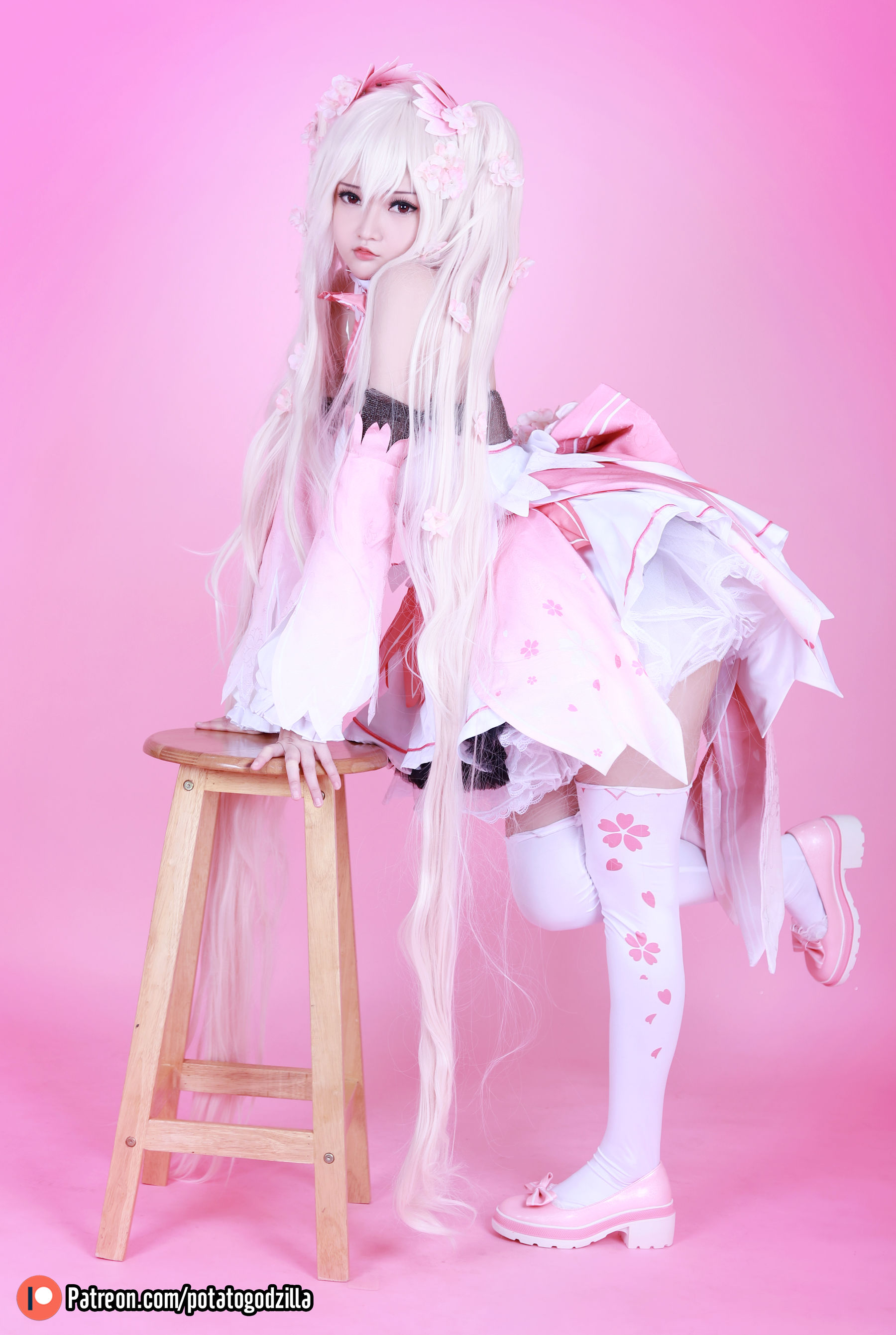  Coser小姐姐Potato Godzilla - Sakura Miku 第19张