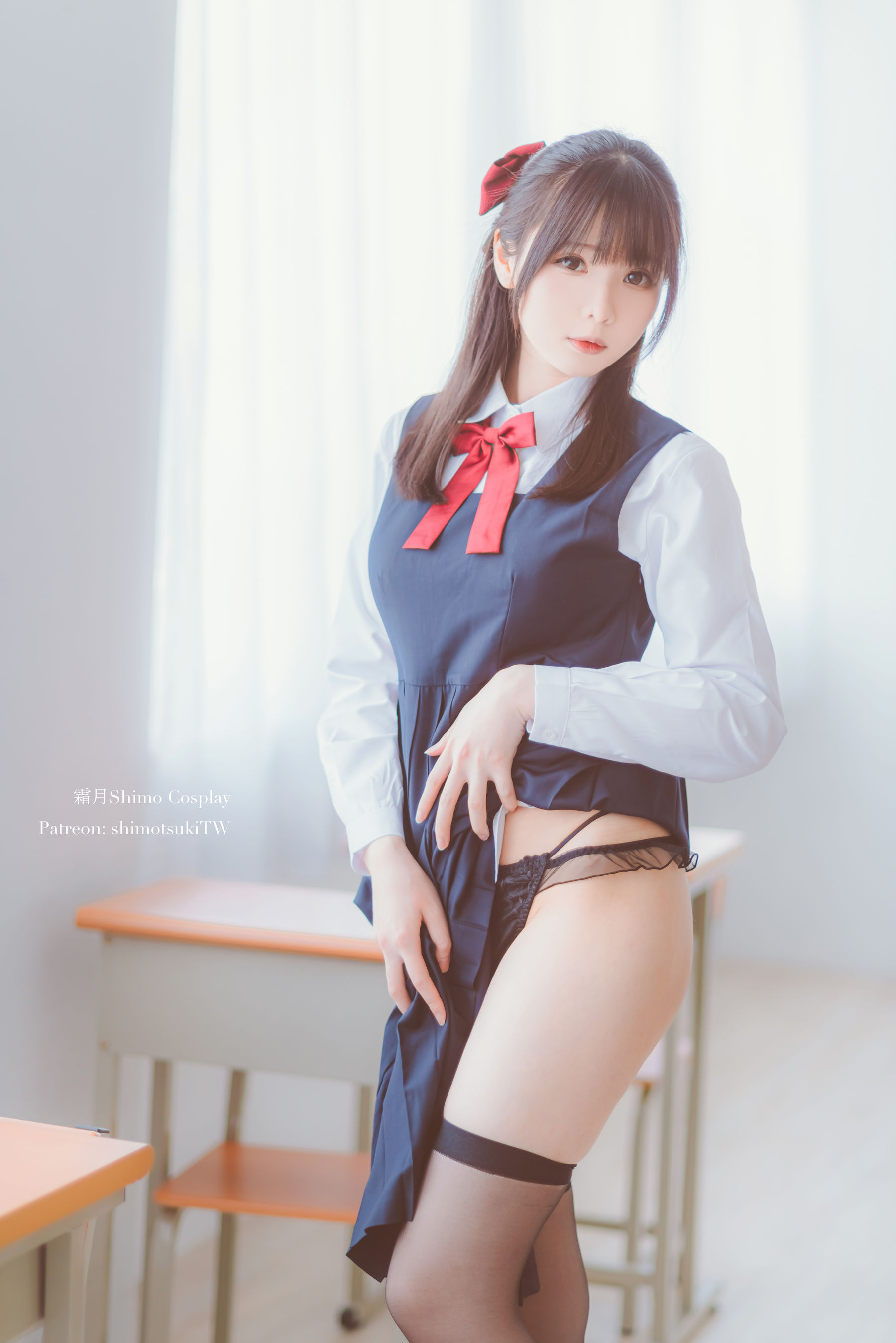  微博妹纸霜月shimo - JK校服的诱惑 第9张