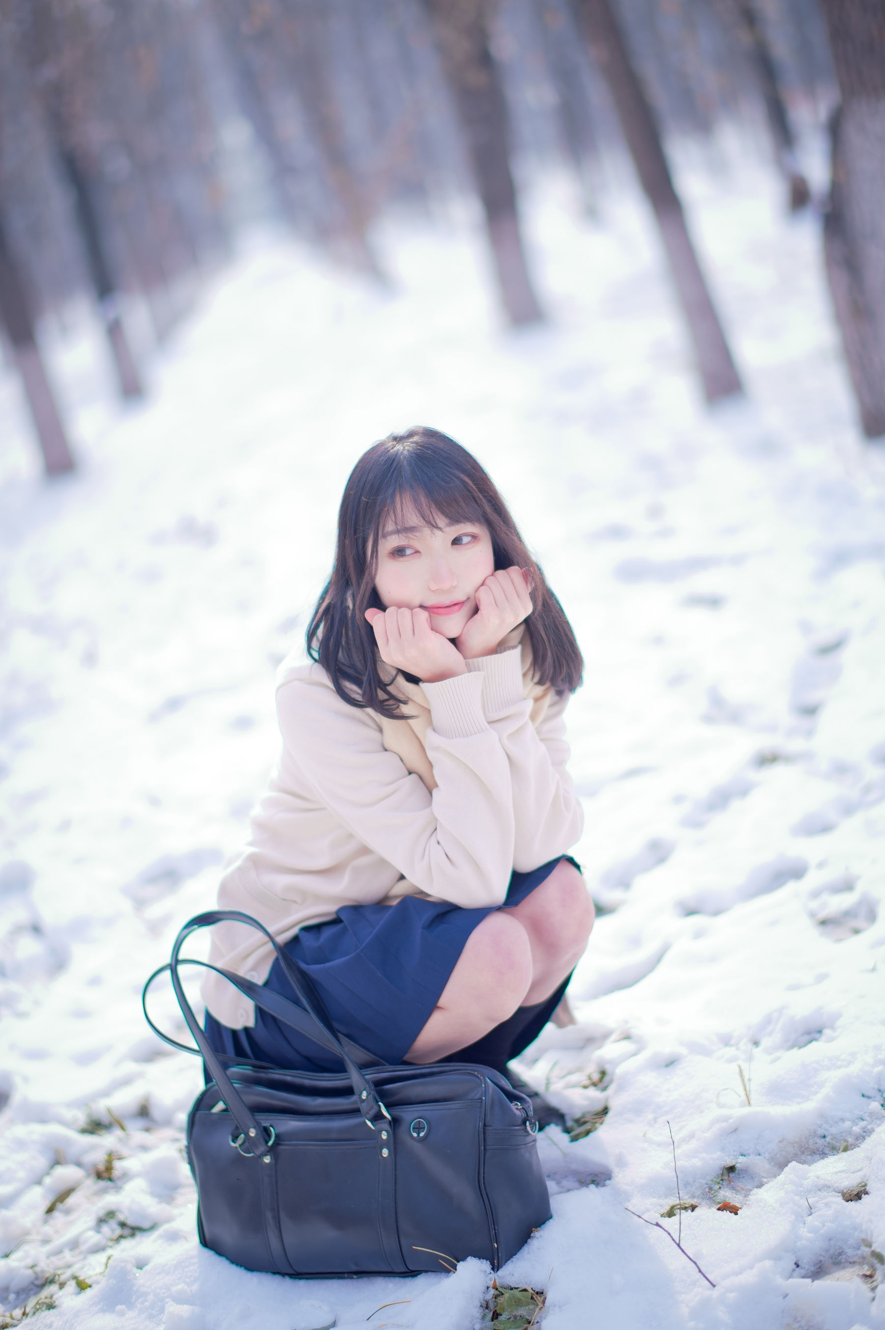  周叽是可爱兔兔 - 雪景JK 第14张