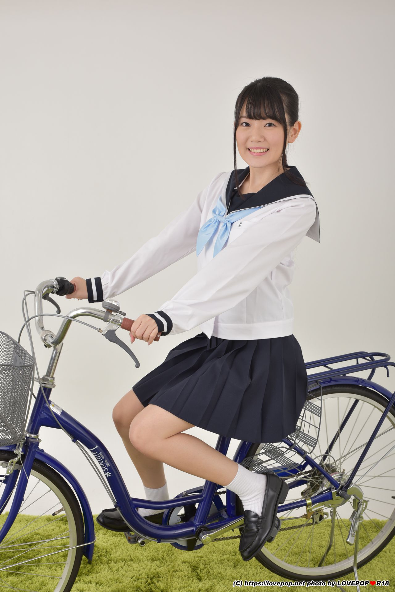 [LOVEPOP] Meru Yanai 柳井める Photoset 04  第1张