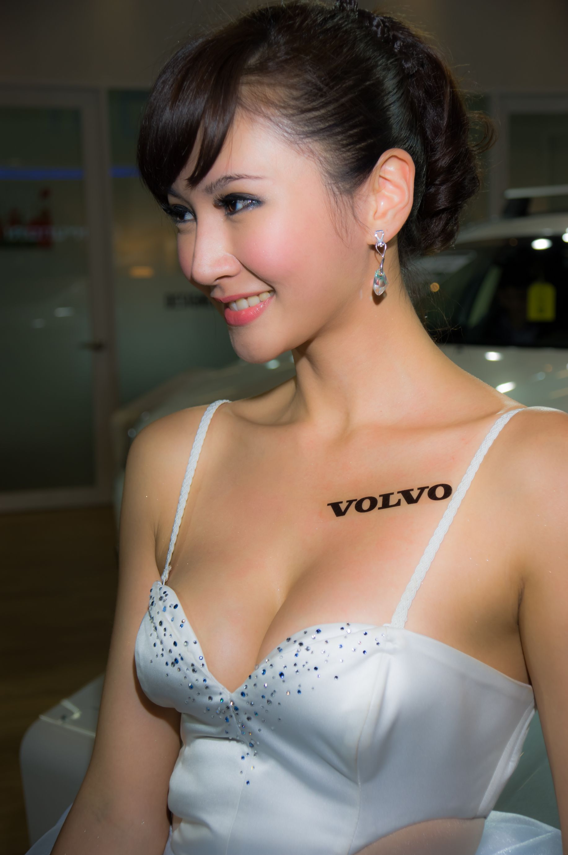 Mia魏靖軒《VOLVO车展美乳系列》高清套图  第56张