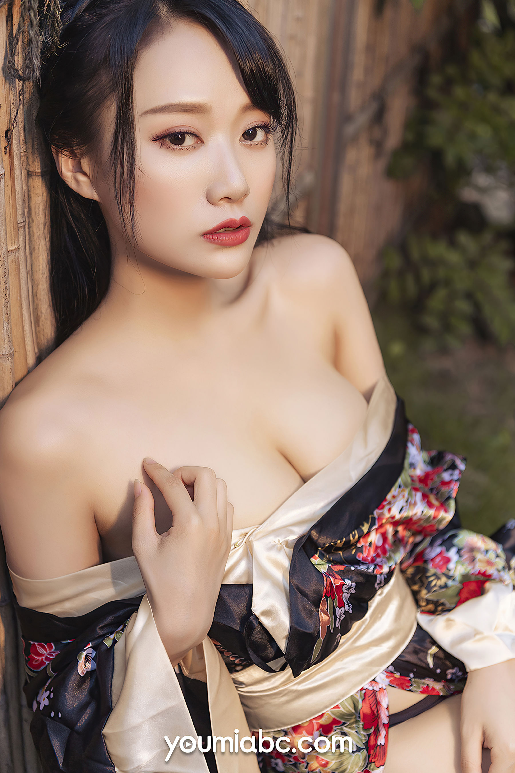 何嘉颖 和风煦女 第5张