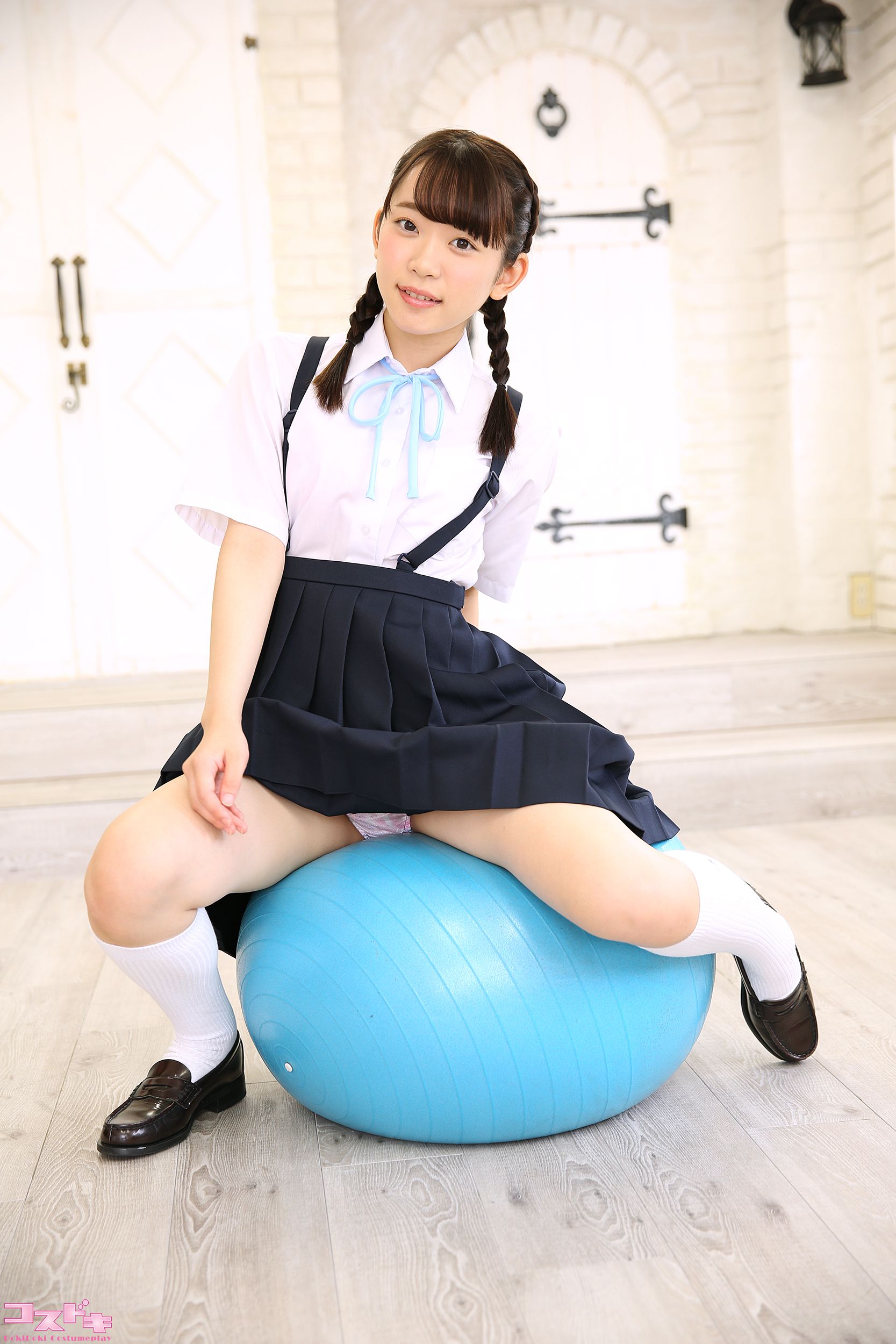 [Cosdoki] Yura Kano 架乃ゆら kanoyura_pic_seifuku2  第3张