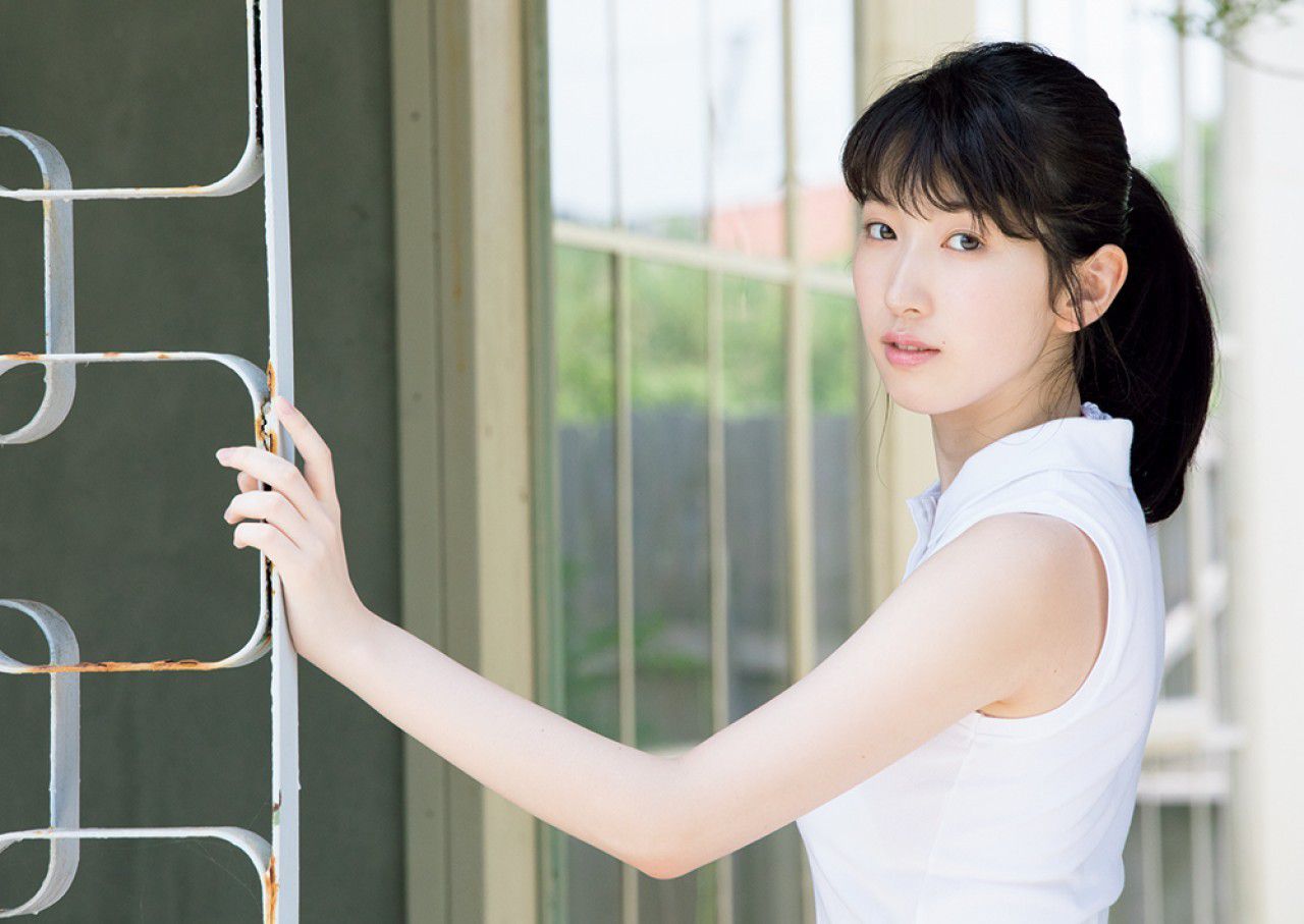 [FRIDAY] 2018.08.31 日比美思 注目女優か?「恥し?らいSexy」に挑戦！  第12张