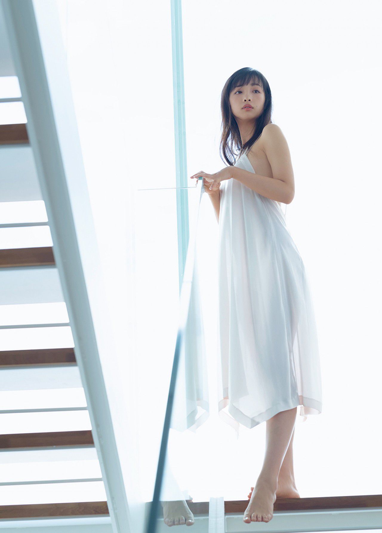 [FRIDAY] 2018.12.07 華村あすか 「美バスト」シースルー (動画付き)  第9张