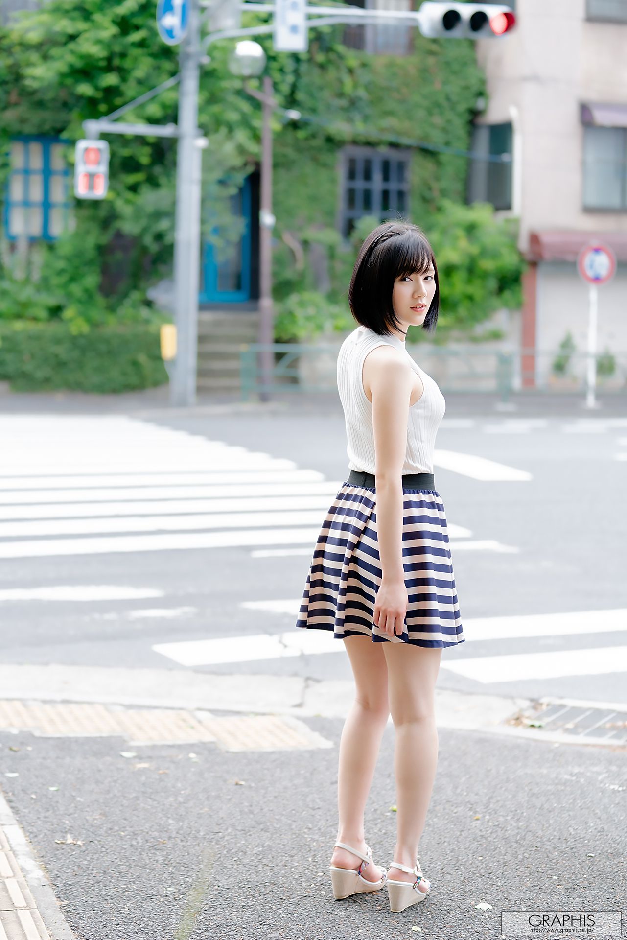 [Graphis] First Gravure 初脱ぎ娘 No.165 Remu Suzumori 涼森れむ  第1张