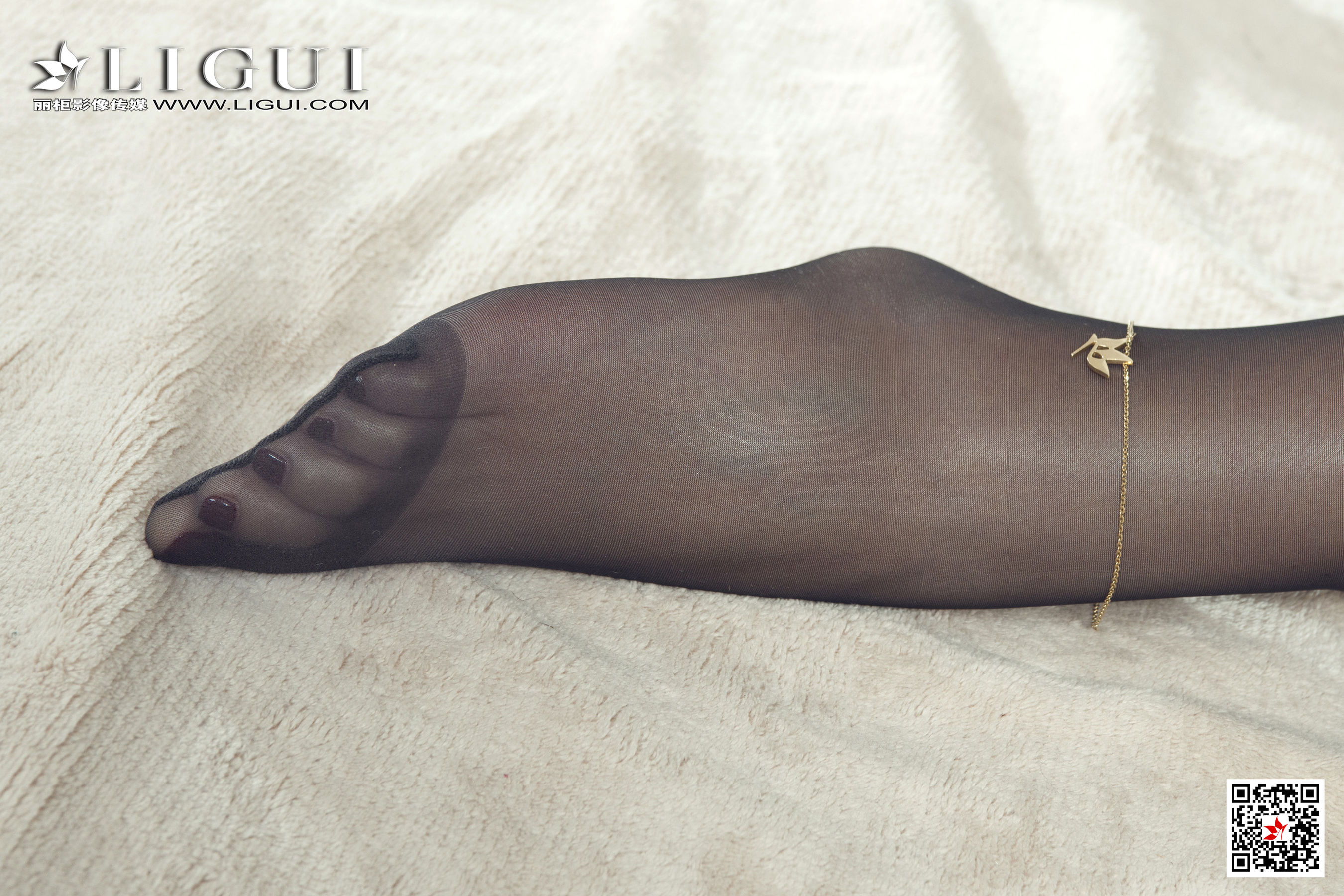 [丽柜Ligui]  嘤嘤 《职场新秀》 第11张