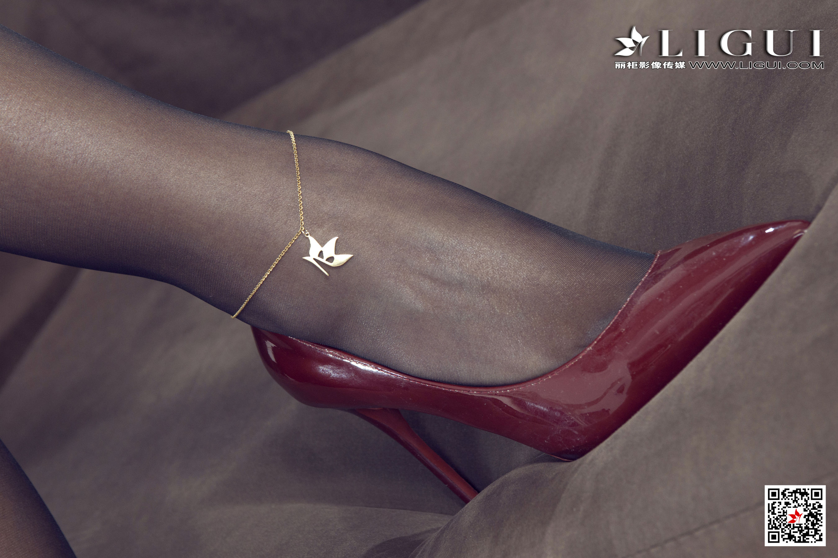 [丽柜Ligui]  嘤嘤 《职场新秀》 第11张