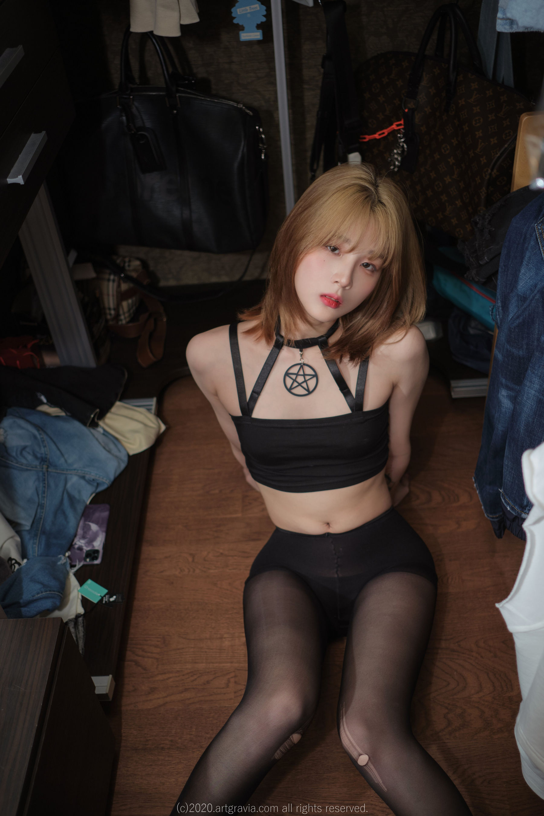 [ARTGRAVIA] VOL.193 Jangjoo  第4张
