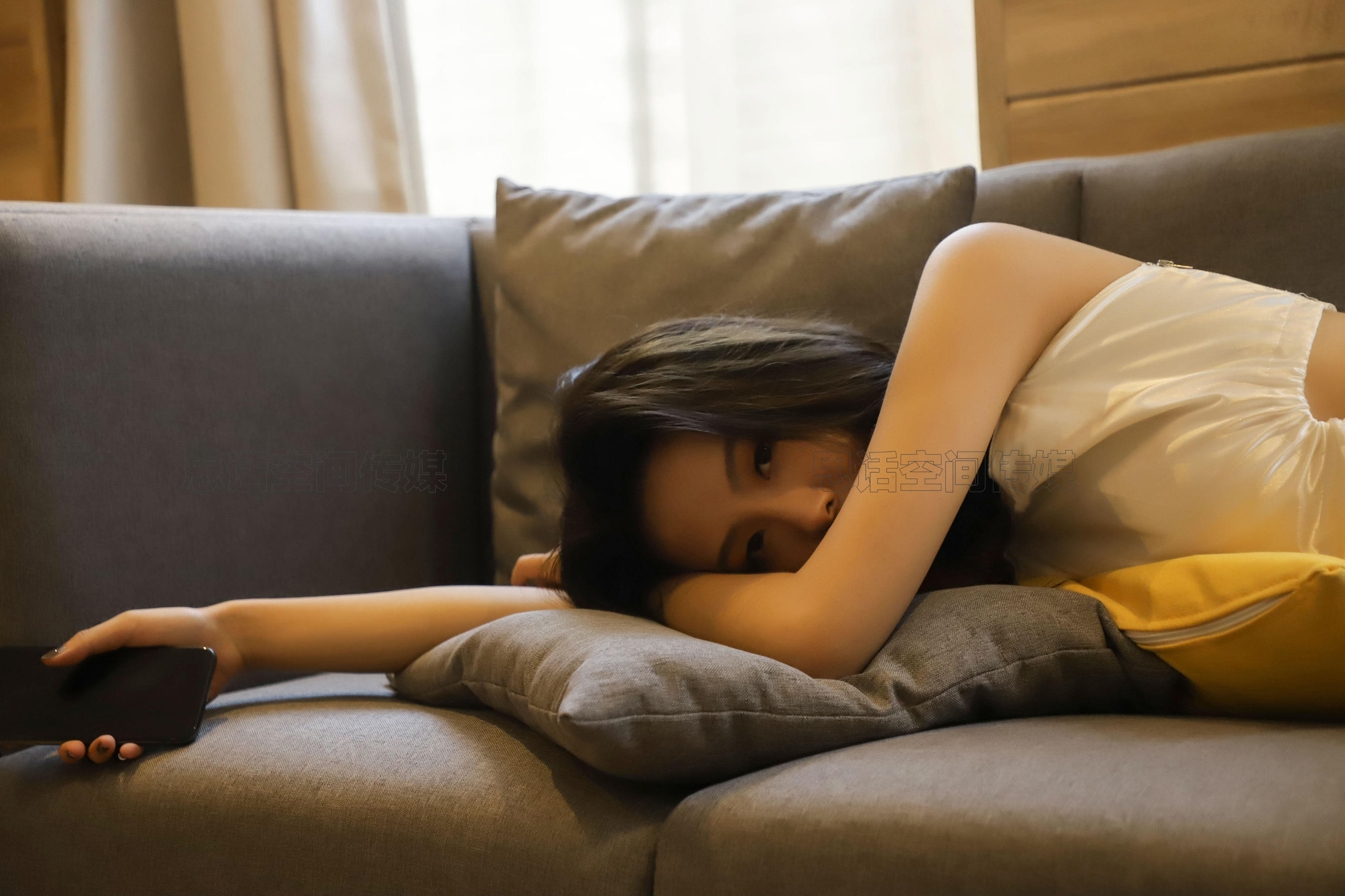 [思话SiHua] SJ002 聂小倩 沙发上的慵懒女神  第11张