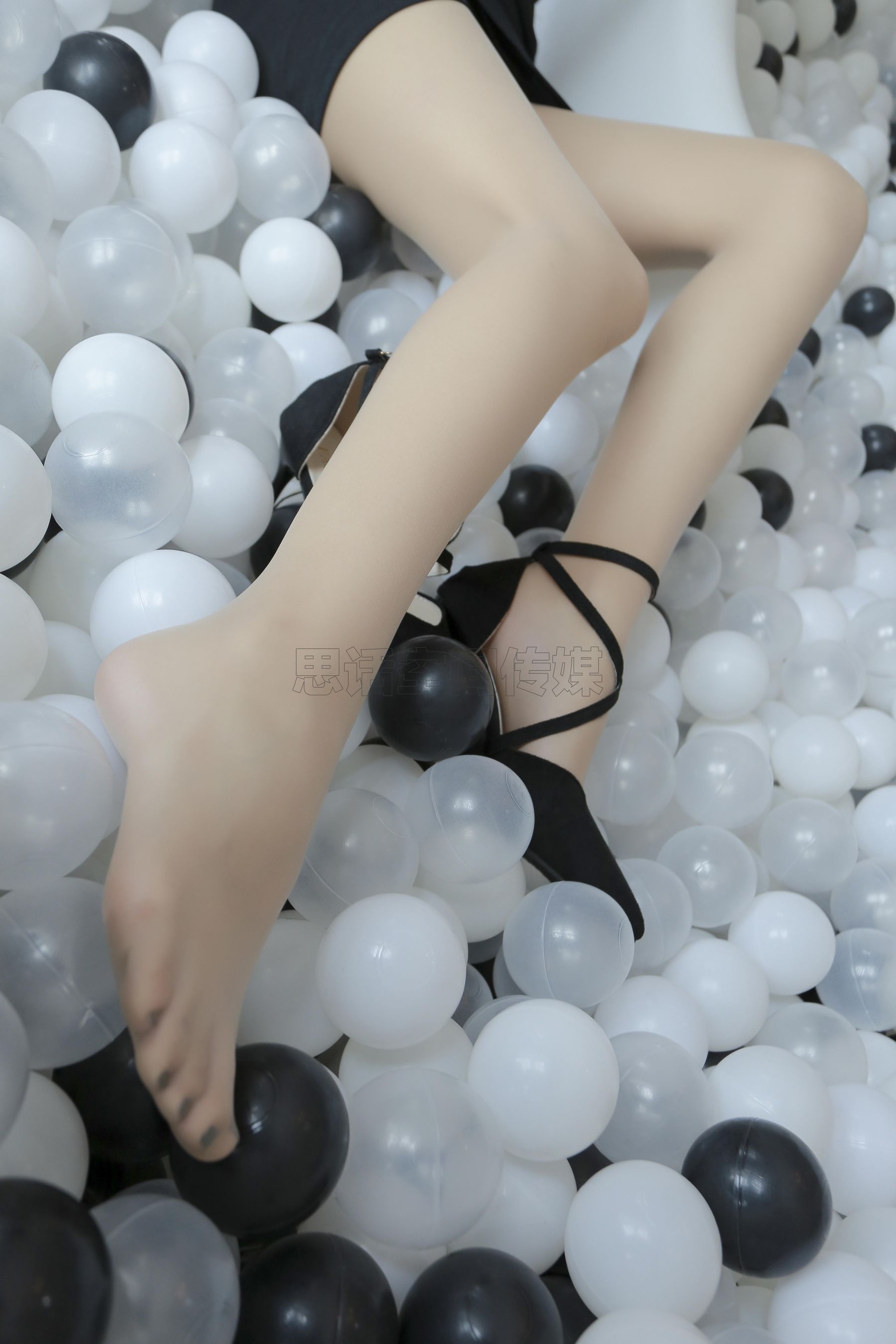 [思话SiHua] SJ001 曦然 泡泡球上的学姐  第30张