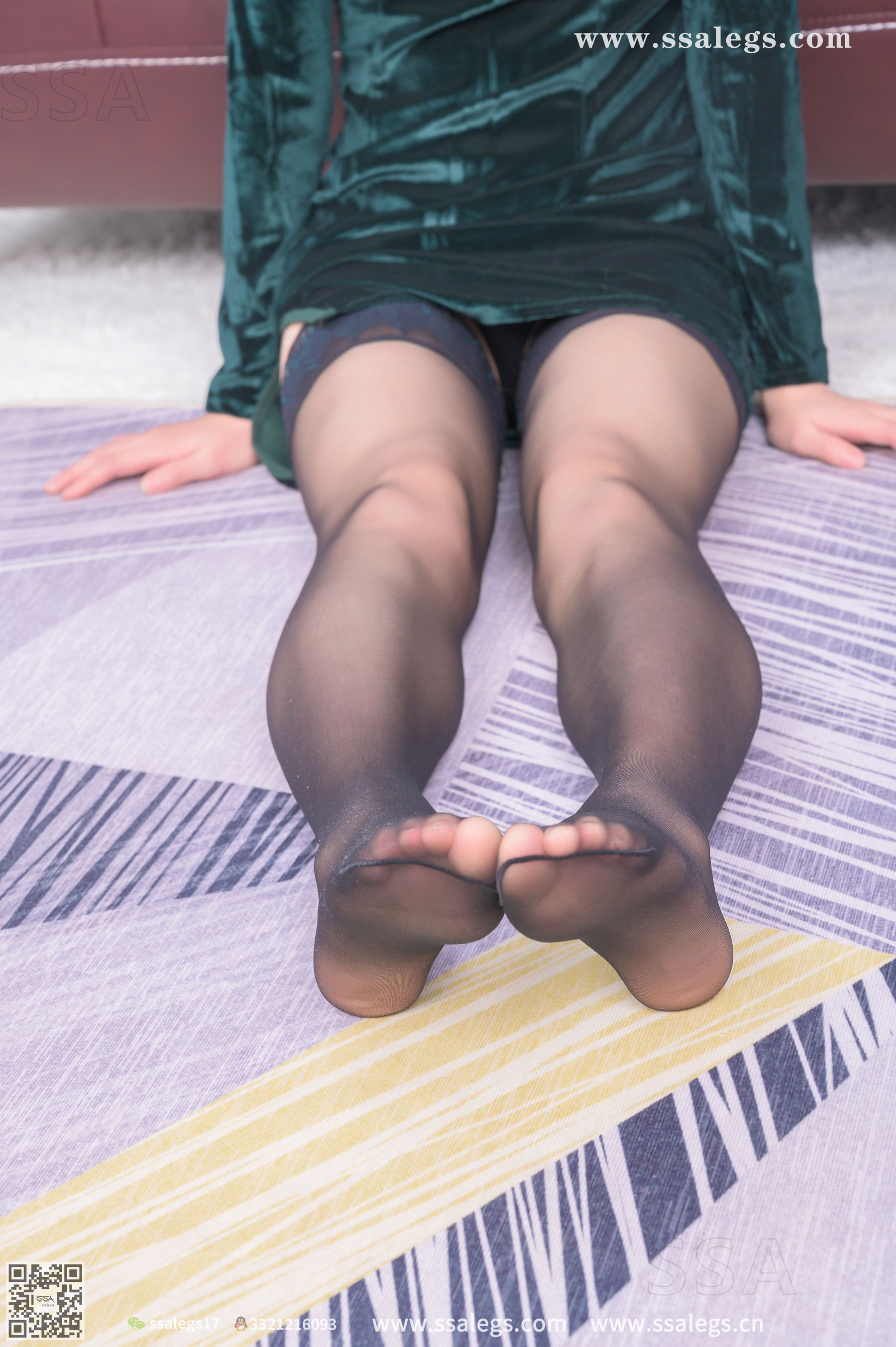 [SSA丝社]超清写真 No.331 君君 世界最美孔雀翎长筒丝袜(下)  第21张