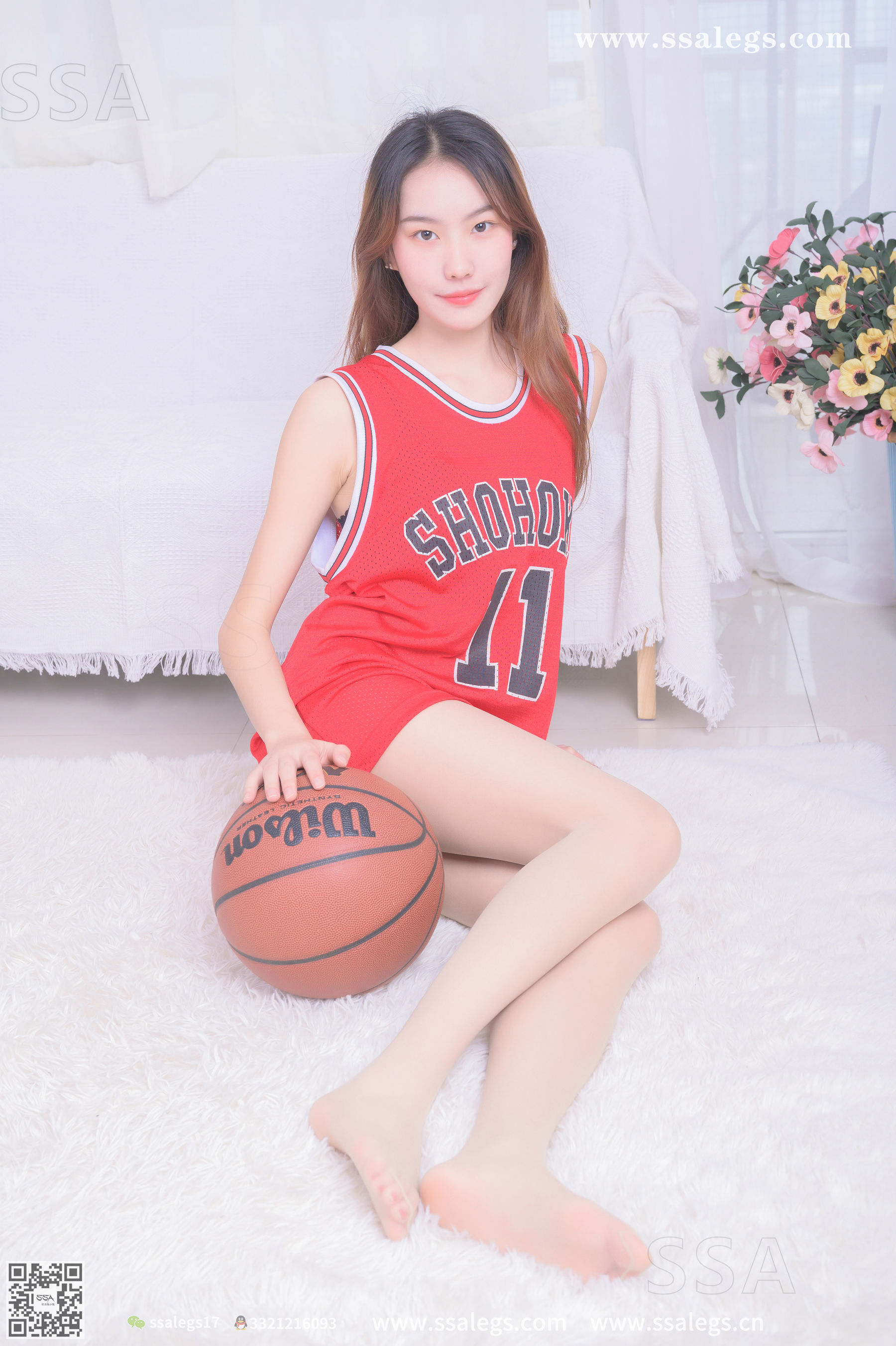 [SSA丝社]超清写真 No.325 素素 小姐姐放假在家穿丝袜陪你玩篮球(下)  第33张