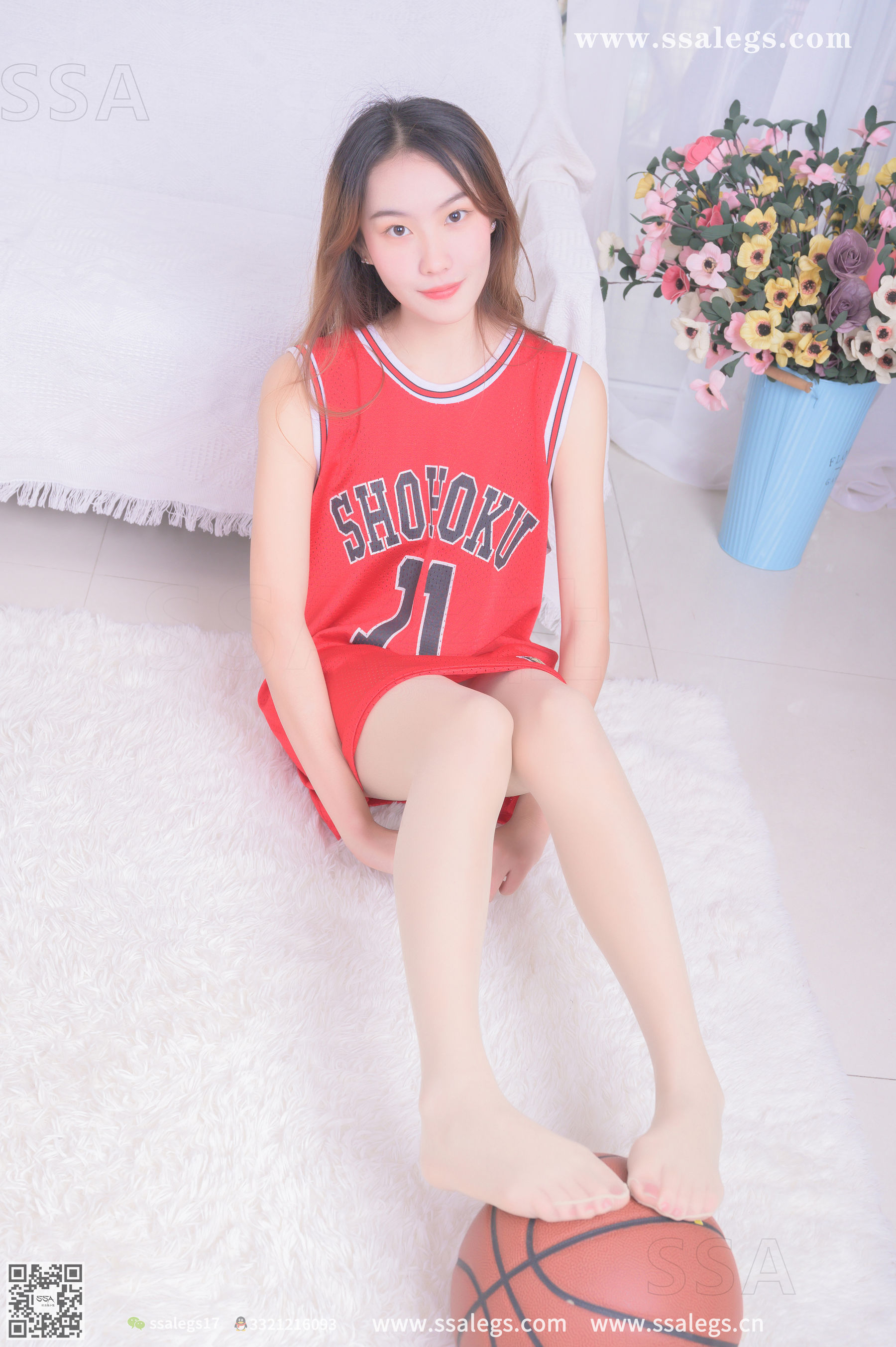 [SSA丝社]超清写真 No.325 素素 小姐姐放假在家穿丝袜陪你玩篮球(下)  第72张
