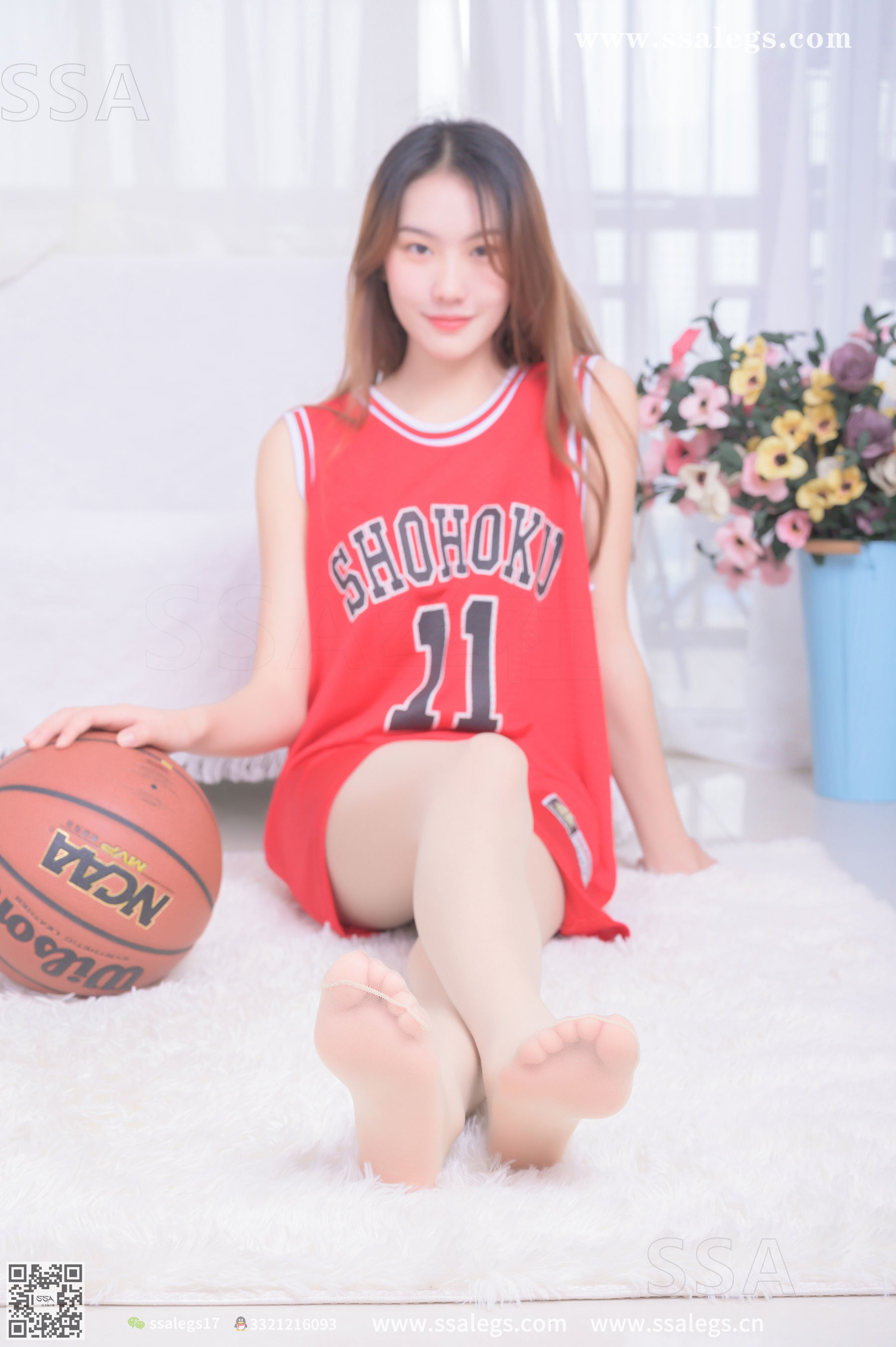 [SSA丝社]超清写真 No.325 素素 小姐姐放假在家穿丝袜陪你玩篮球(下)  第14张