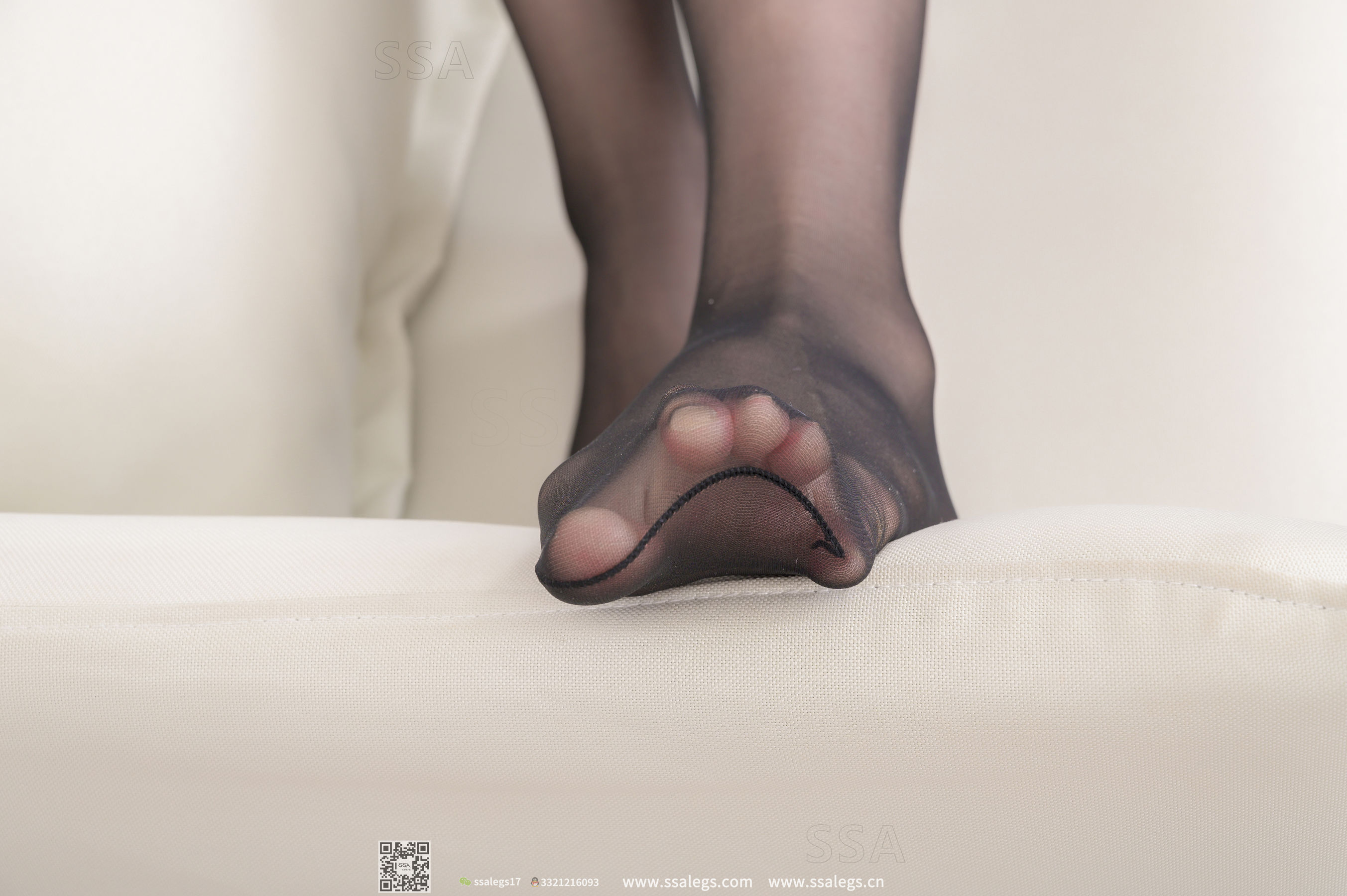 [SSA丝社]超清写真 No.309 秀秀 新模新春首秀美腿黑丝(下)  第81张