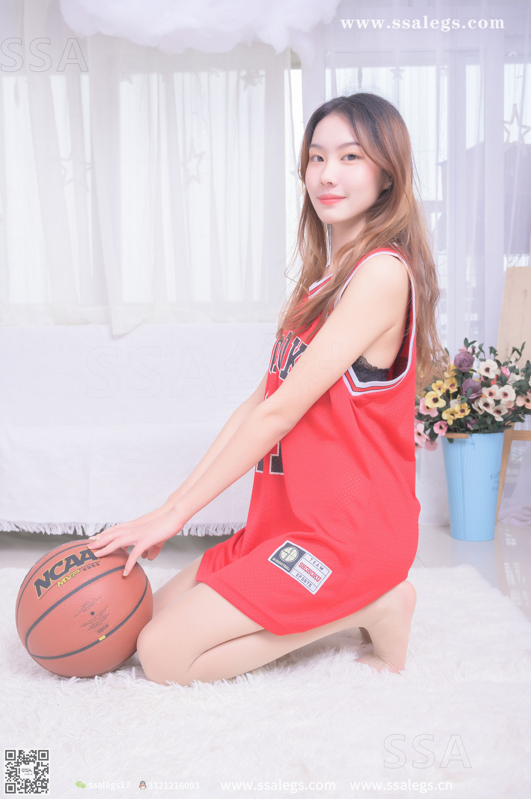 [SSA丝社]超清写真 No.325 素素 小姐姐放假在家穿丝袜陪你玩篮球(下)  第25张