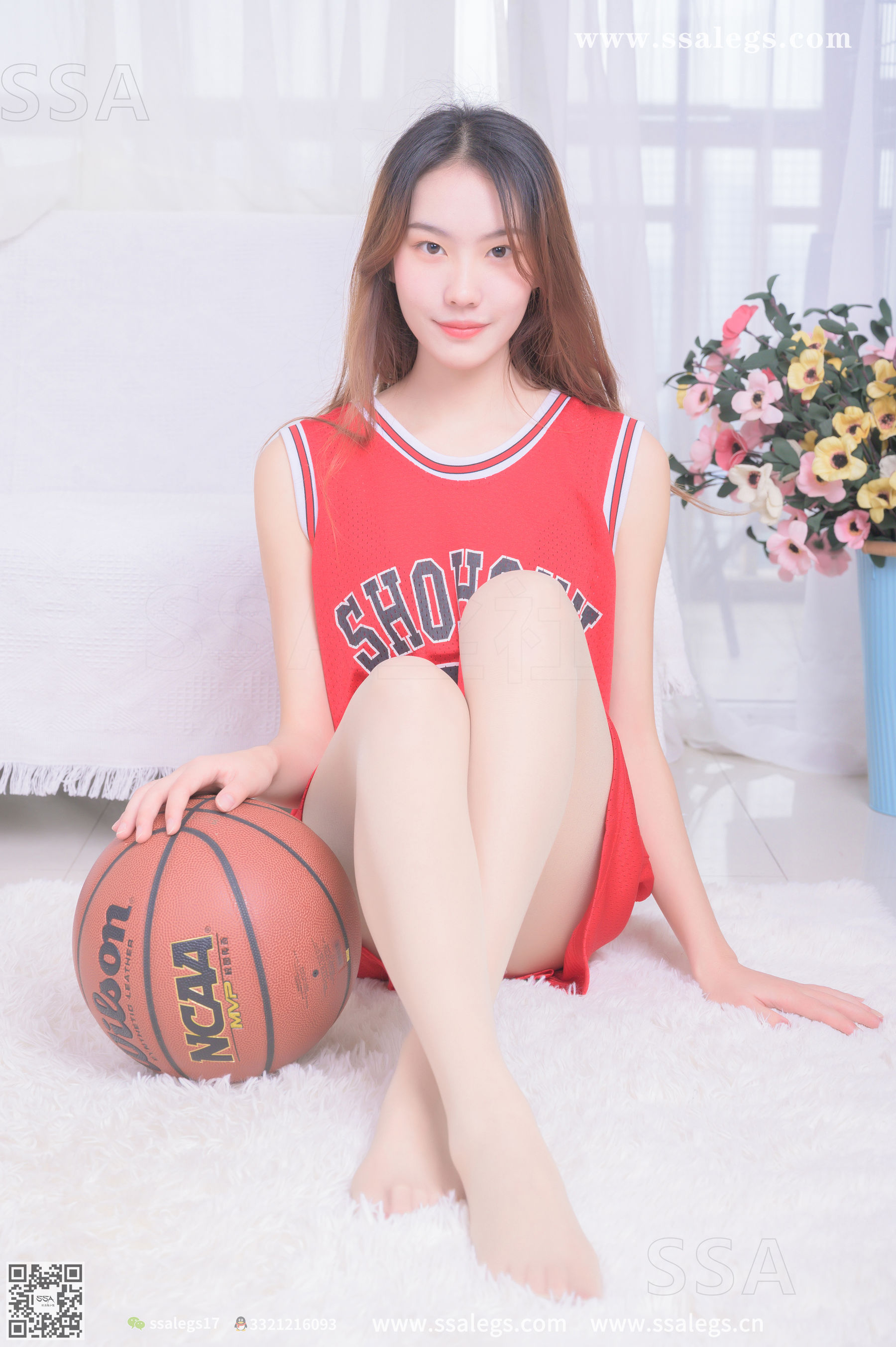 [SSA丝社]超清写真 No.325 素素 小姐姐放假在家穿丝袜陪你玩篮球(下)  第14张