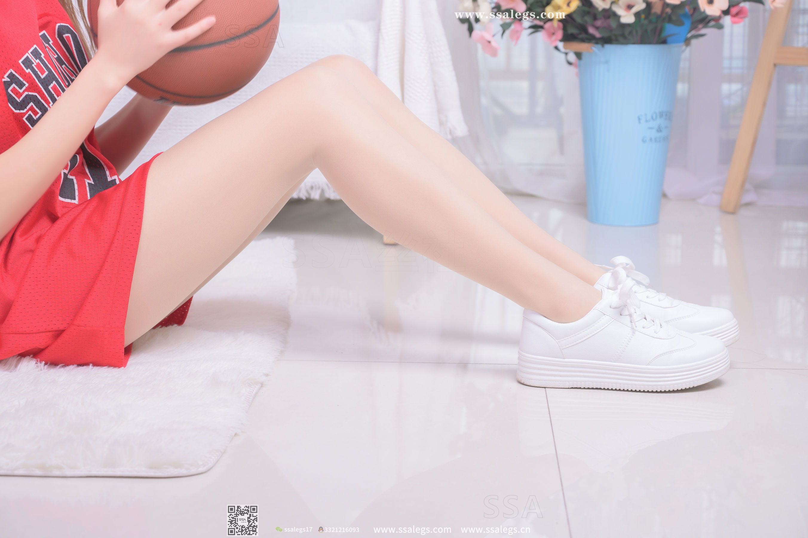 [SSA丝社]超清写真 No.324 素素 小姐姐放假在家陪你玩篮球(上)  第93张