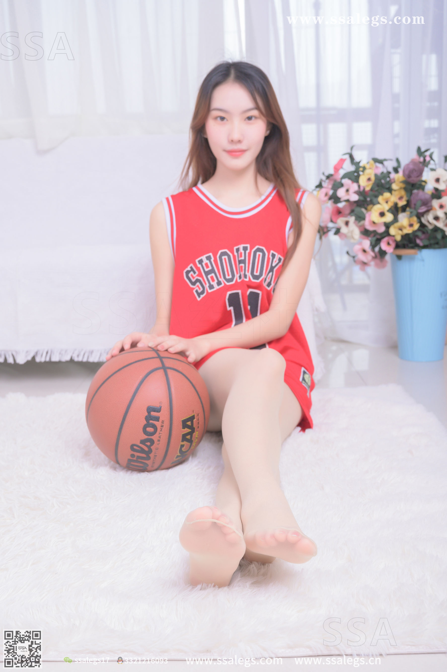 [SSA丝社]超清写真 No.325 素素 小姐姐放假在家穿丝袜陪你玩篮球(下)  第10张