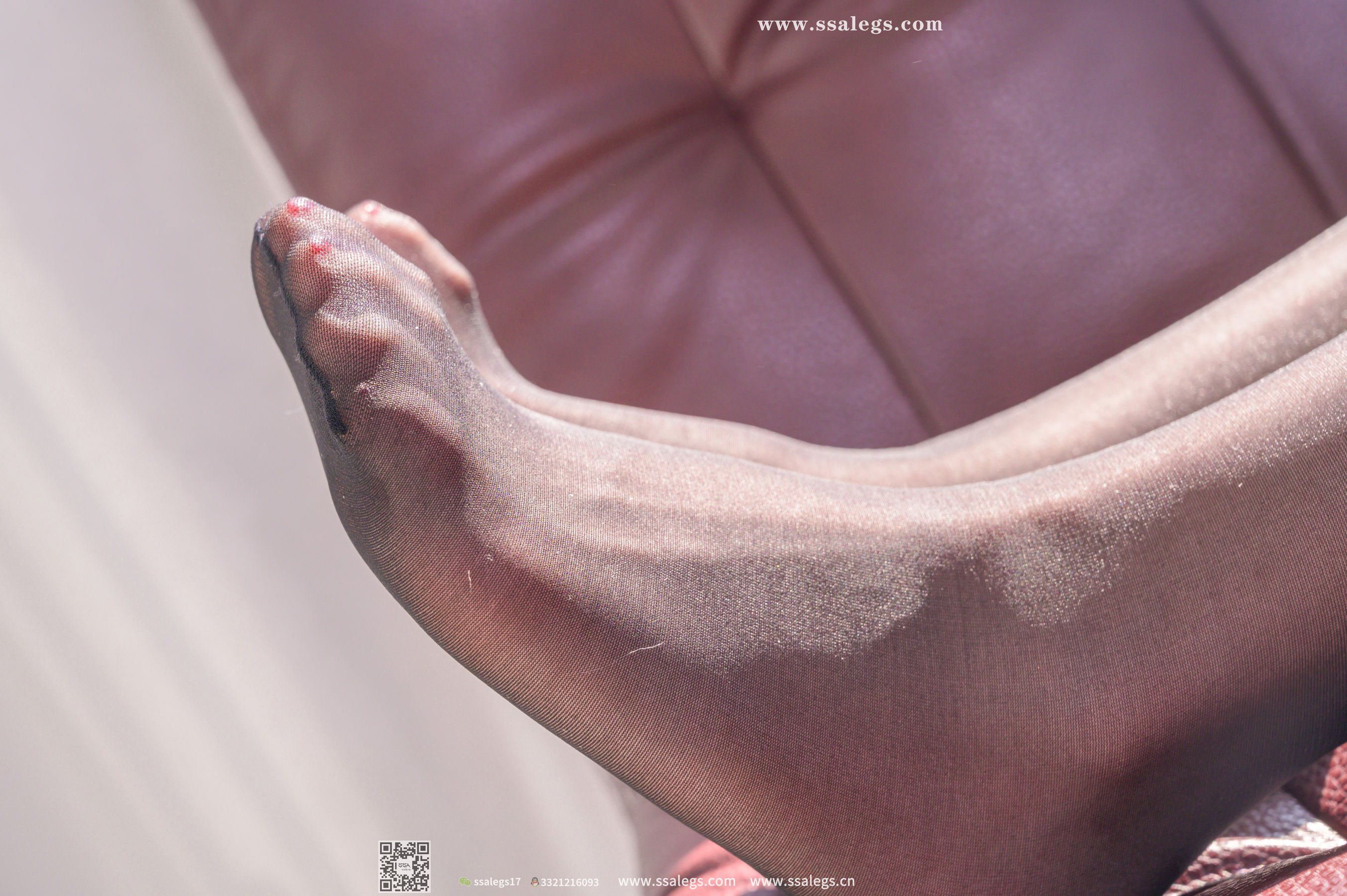 [SSA丝社]超清写真 No.367 茵茵 阳光下的真实黑丝(下)  第33张