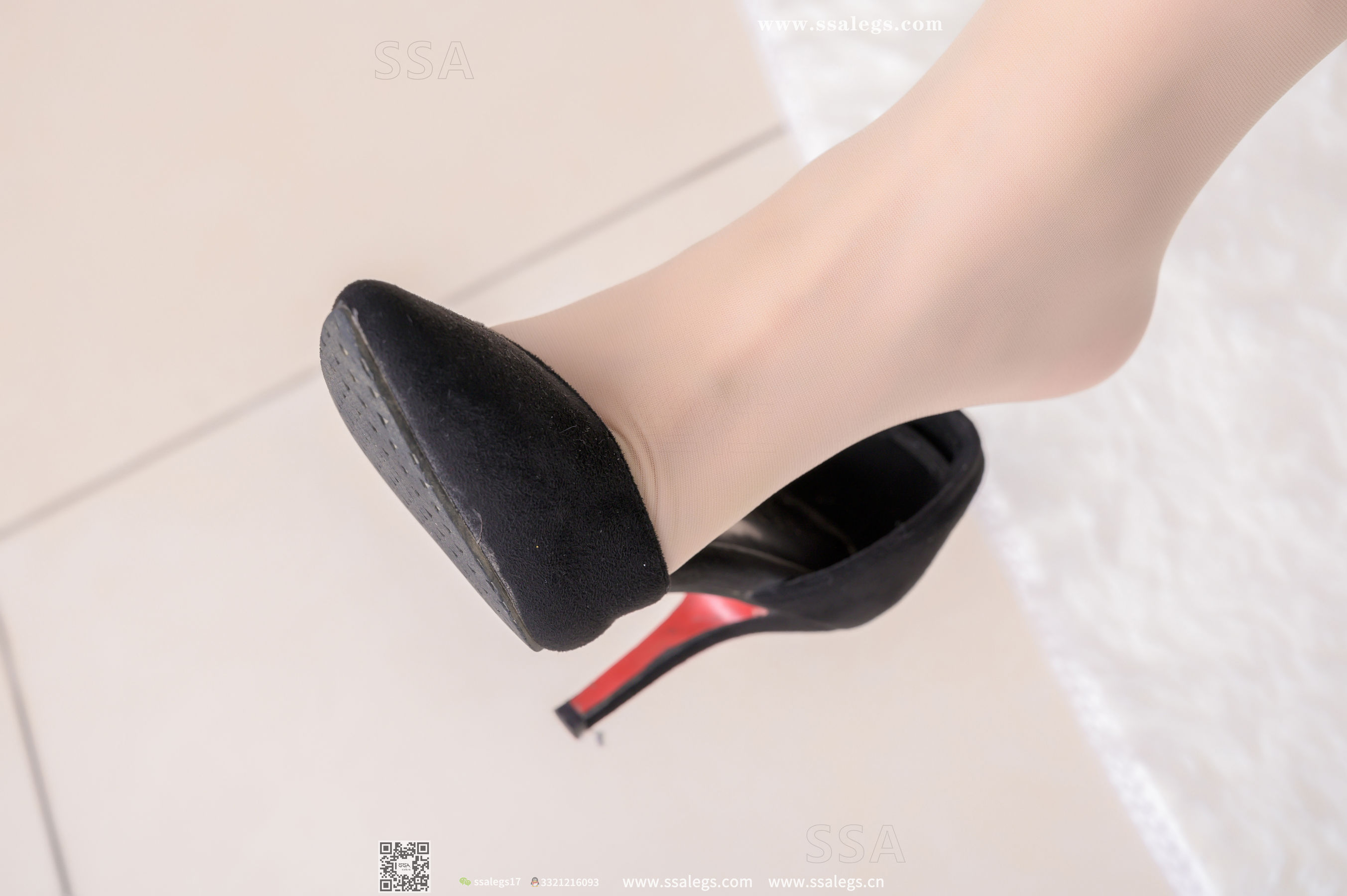 [SSA丝社]超清写真 No.326 小鹿 笑容治愈系美女肉丝写真(上)  第23张