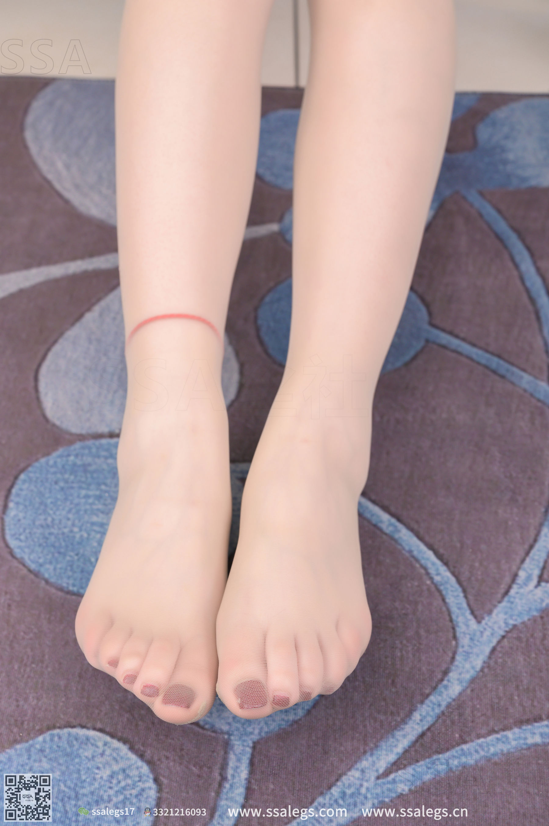 [SSA丝社]超清写真 No.297 蜜桃 笑容治愈系少女的肉丝袜毛衣裙(下)  第28张