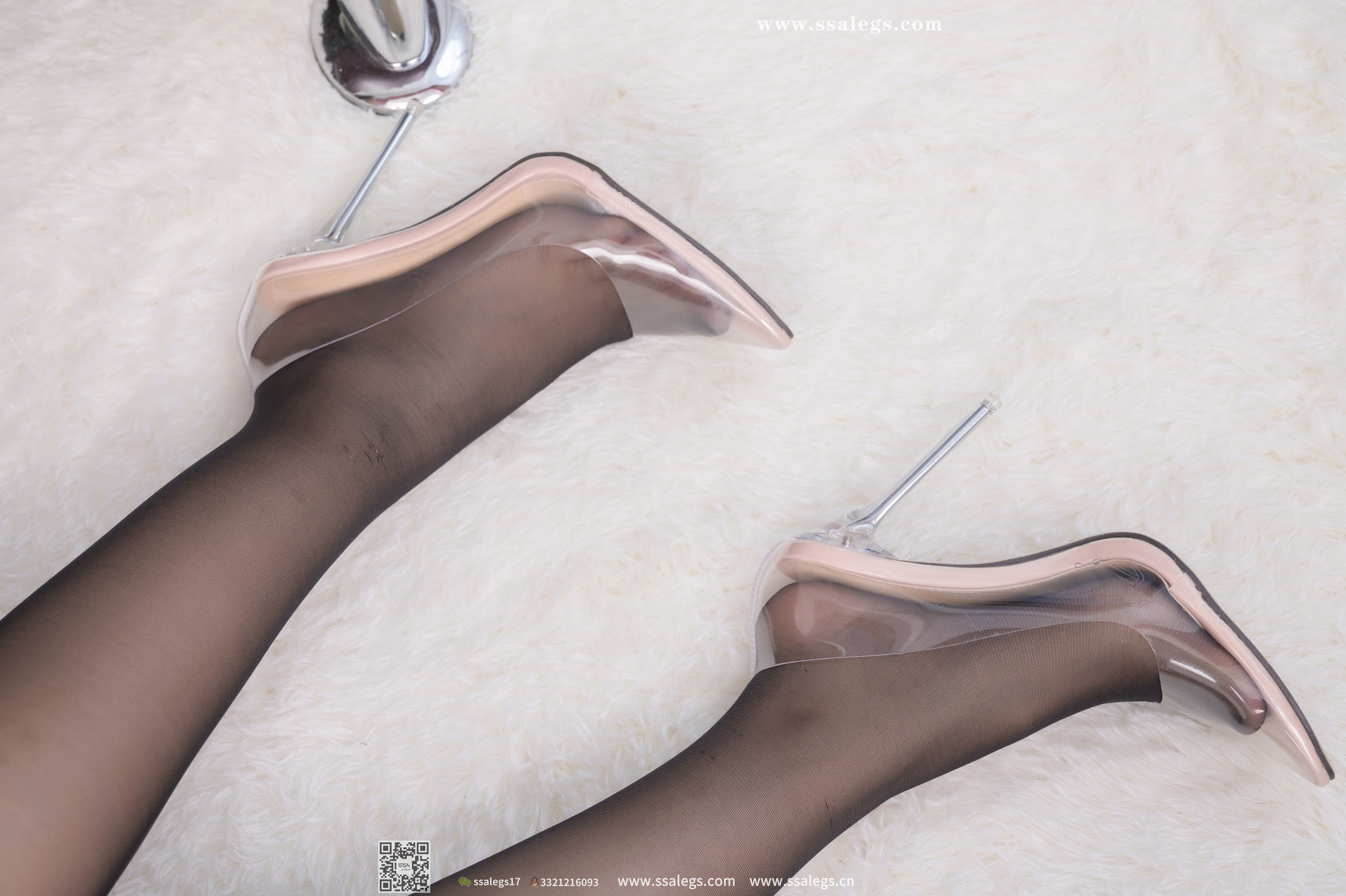 [SSA丝社]超清写真 No.360 小鹿 春风拂面的妩媚黑丝(下)  第11张