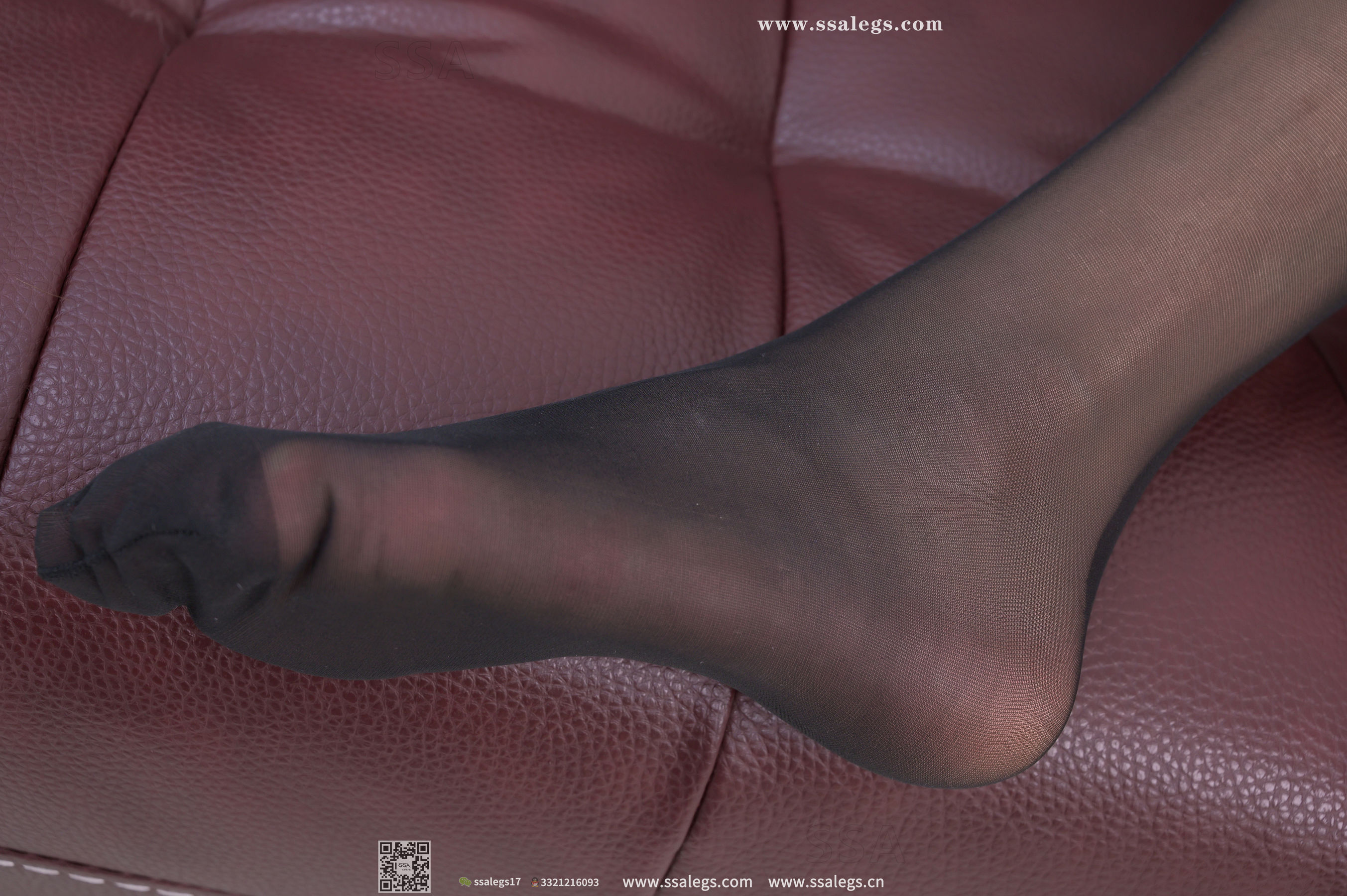 [SSA丝社]超清写真 No.319 素素 夜深了，记得还有我的黑丝陪着你(下)  第12张