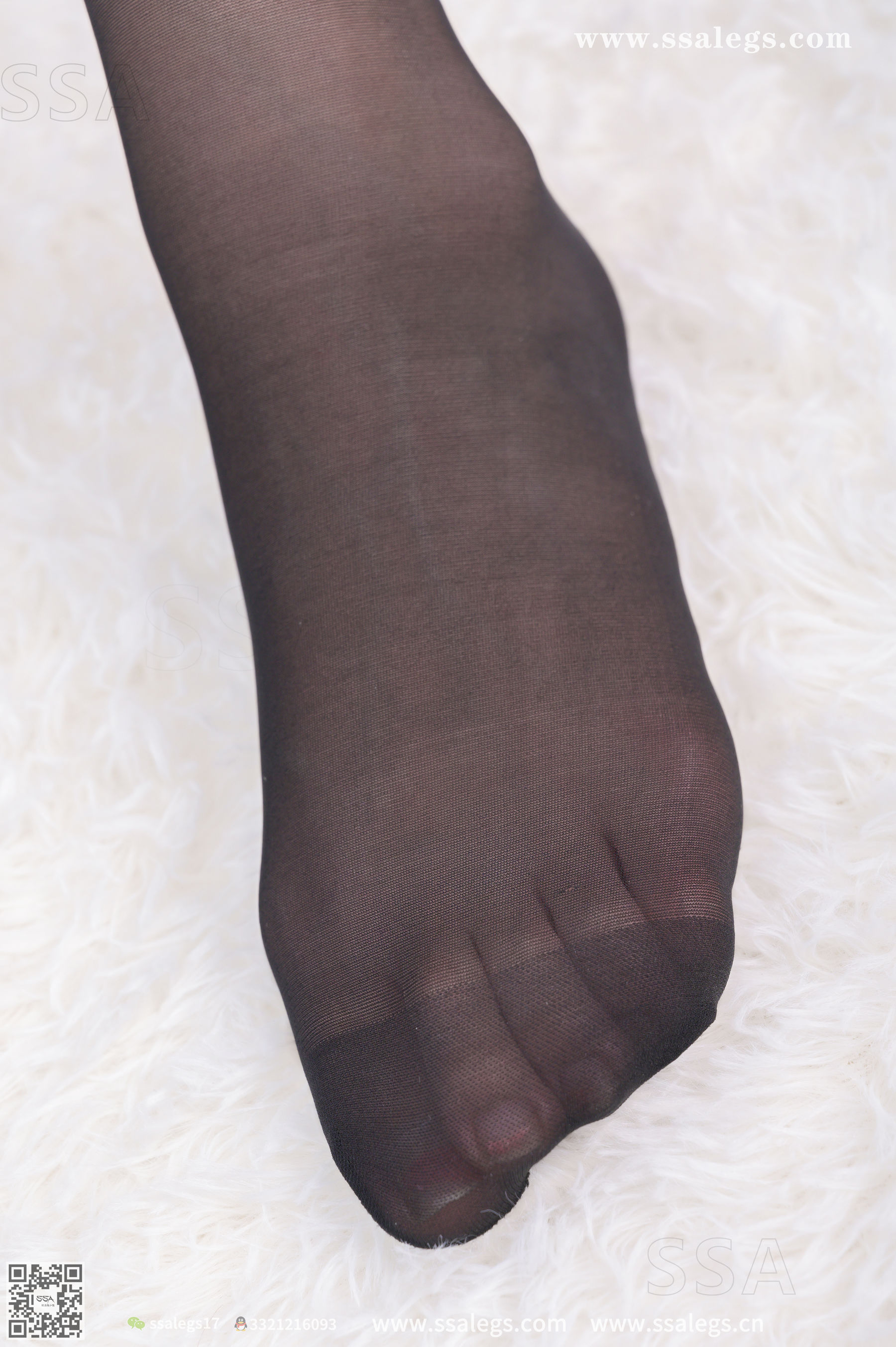 [SSA丝社]超清写真 No.319 素素 夜深了，记得还有我的黑丝陪着你(下)  第15张