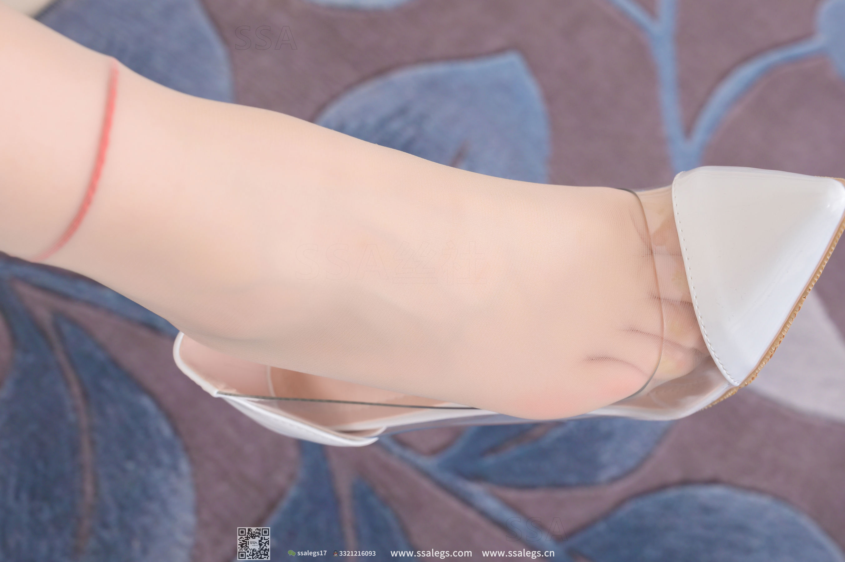 [SSA丝社]超清写真 No.296 蜜桃 笑容治愈系少女的肉丝袜毛衣裙(上)  第45张