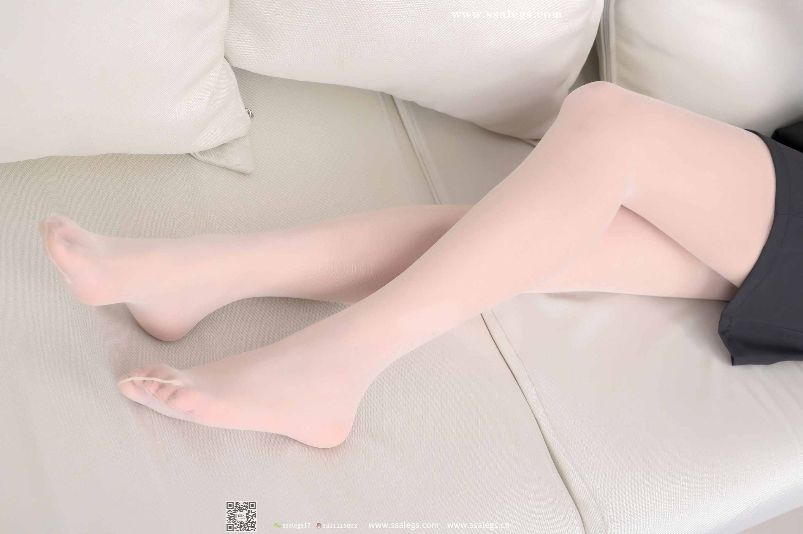 [SSA丝社]超清写真 No.387 素素 吊带短裙下亮闪闪开档肉丝(上)  第147张