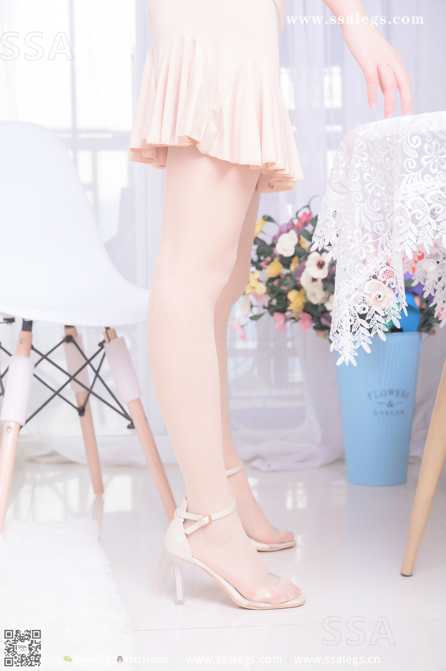[SSA丝社]超清写真 No.340 素素 画师少女的透明高跟鞋肉丝袜(上)  第12张