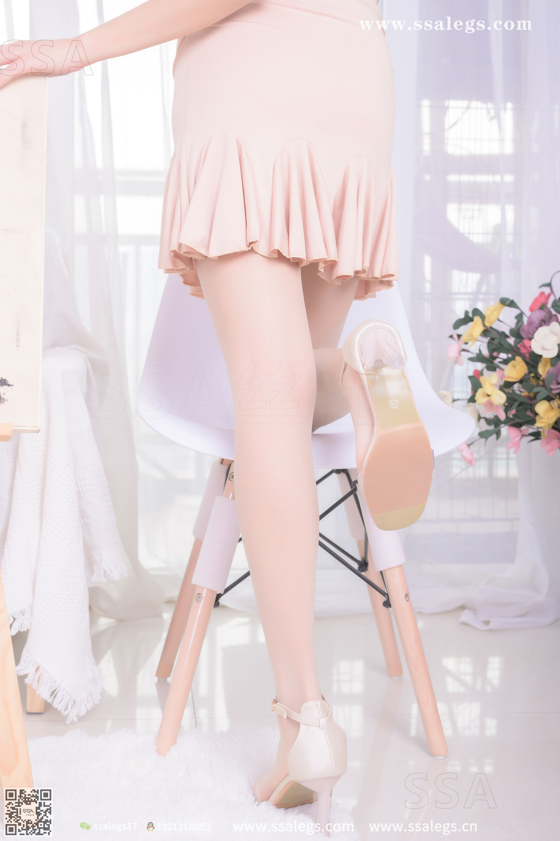 [SSA丝社]超清写真 No.340 素素 画师少女的透明高跟鞋肉丝袜(上)  第15张