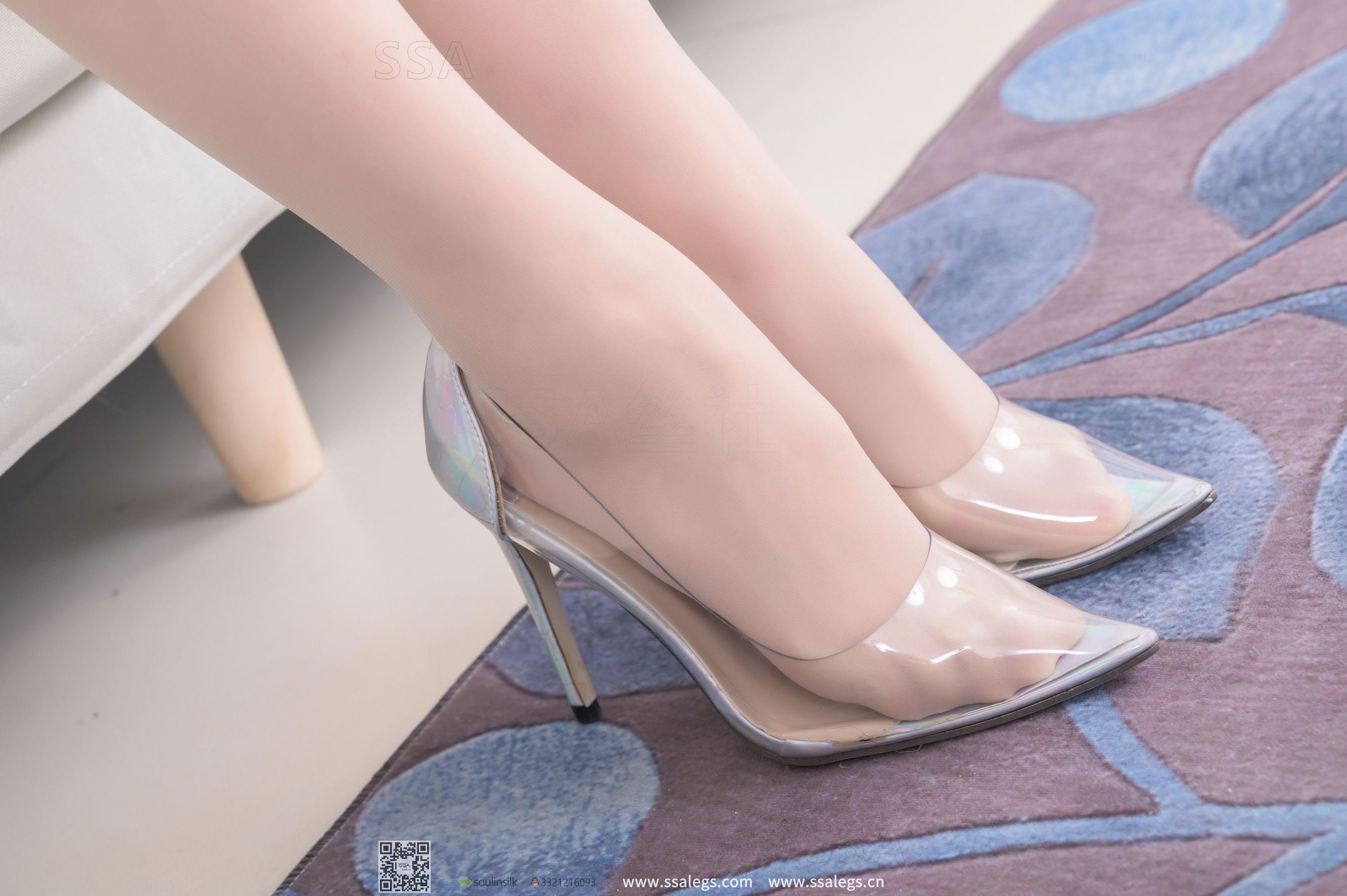 [SSA丝社]超清写真 No.258 君君 透明高跟鞋里的足  第3张