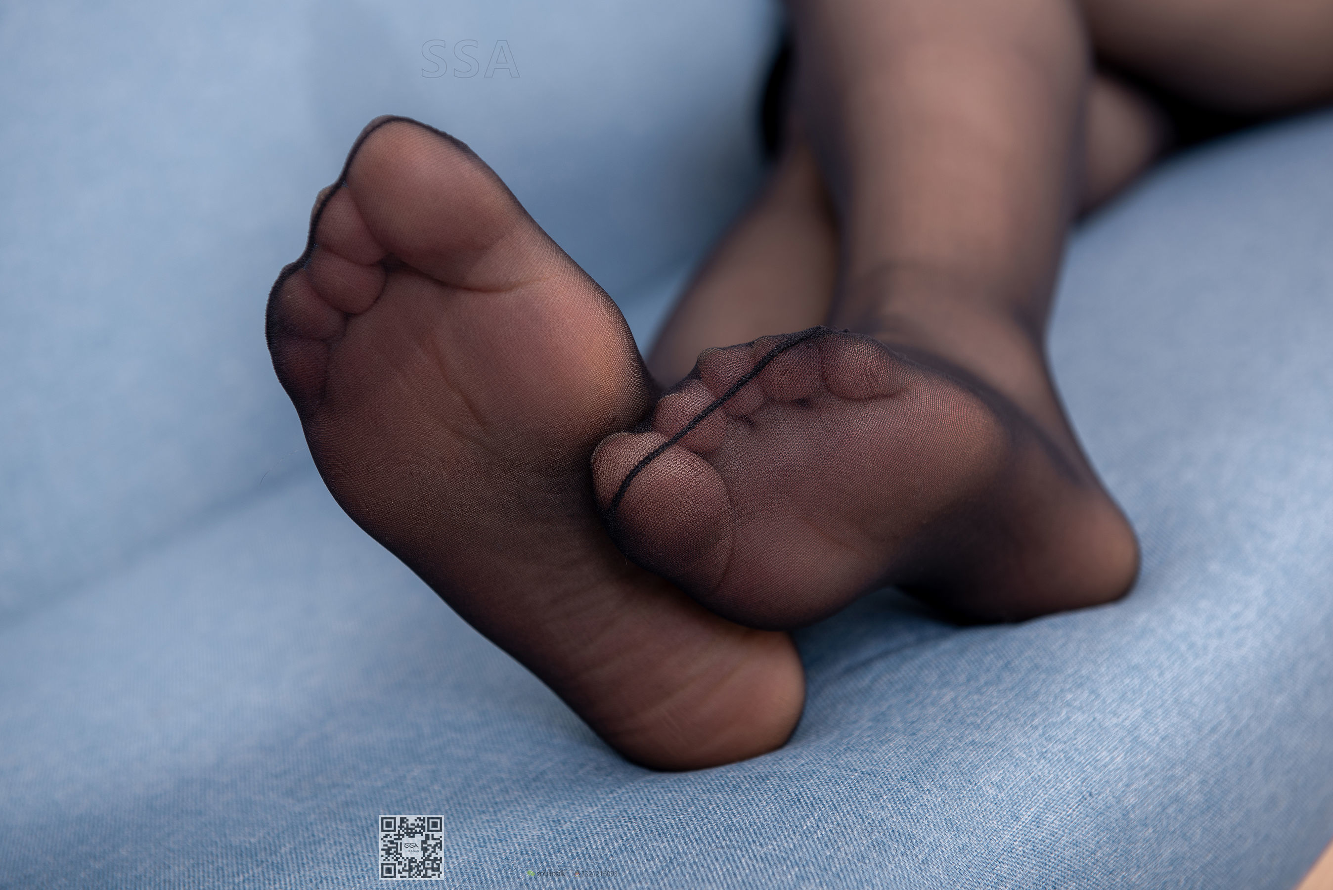 [SSA丝社]超清写真 No.196 冷冷 黑色镂空短裙黑丝  第22张