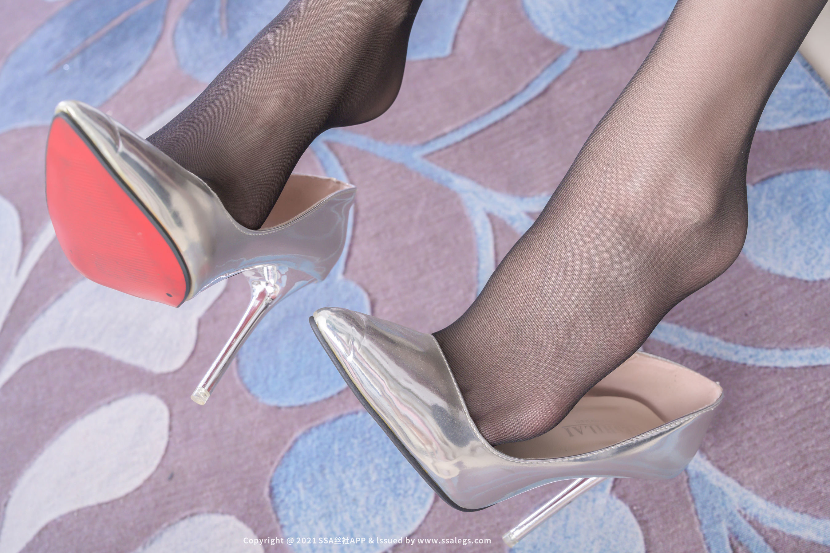 [SSA丝社]超清写真 No.702 模特浮雪 黑丝美足（上）  第18张