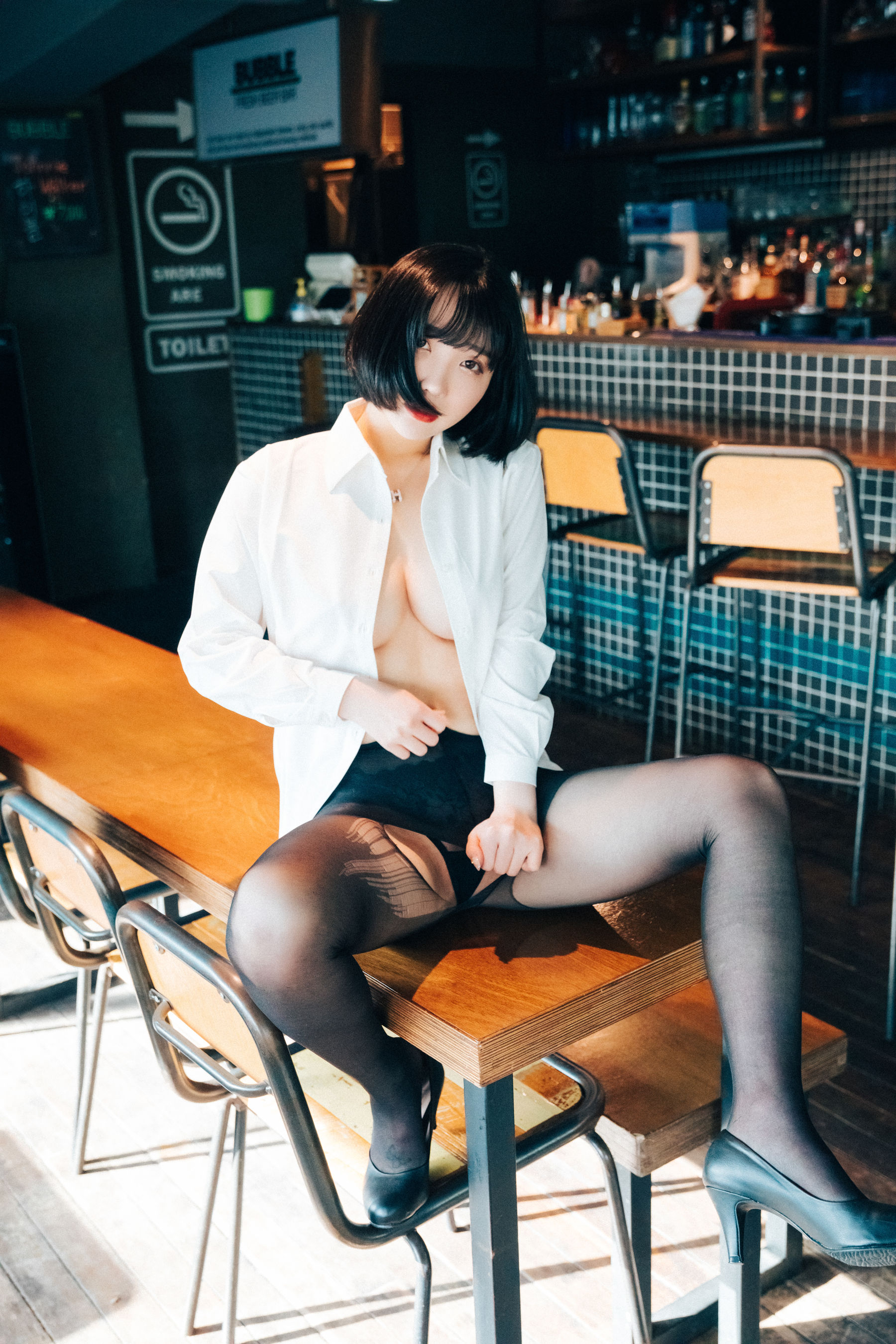 [LOOZY]  Yeeun - Tainted Love Bar S.Ver 第15张