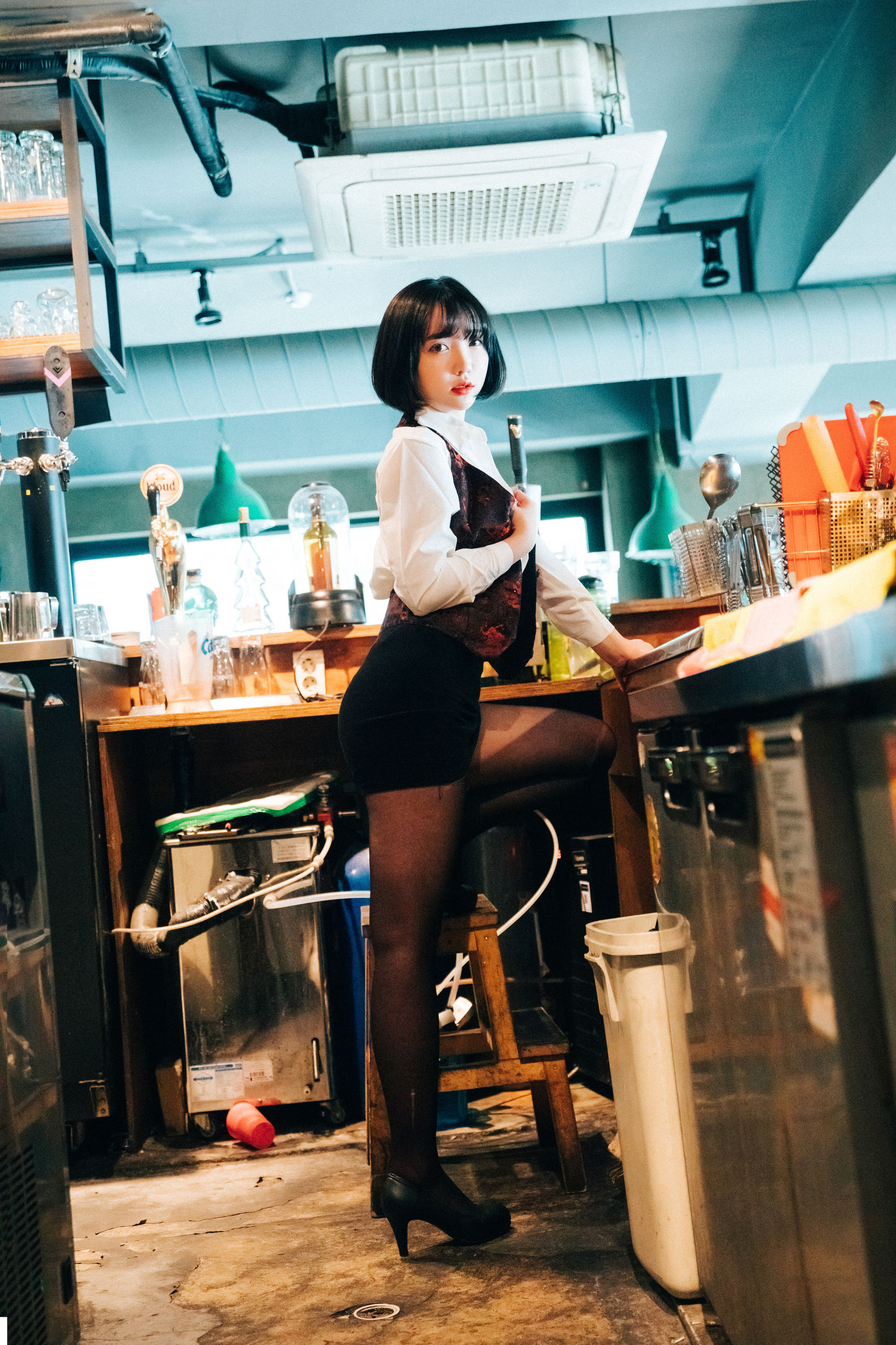 [LOOZY]  Yeeun - Tainted Love Bar S.Ver 第24张
