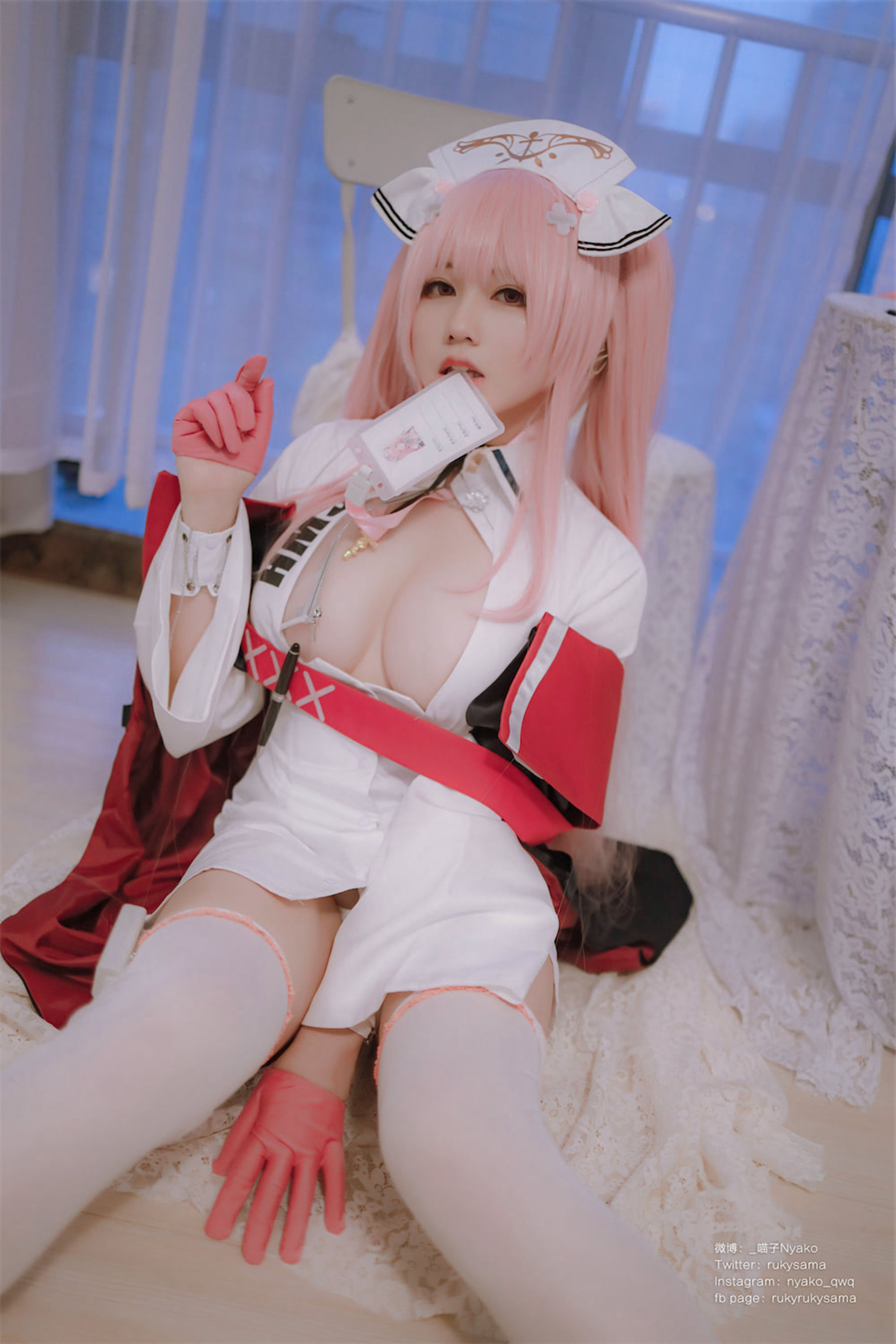 [福利COS] 萌妹子Nyako喵子 - 英仙座护士  第13张