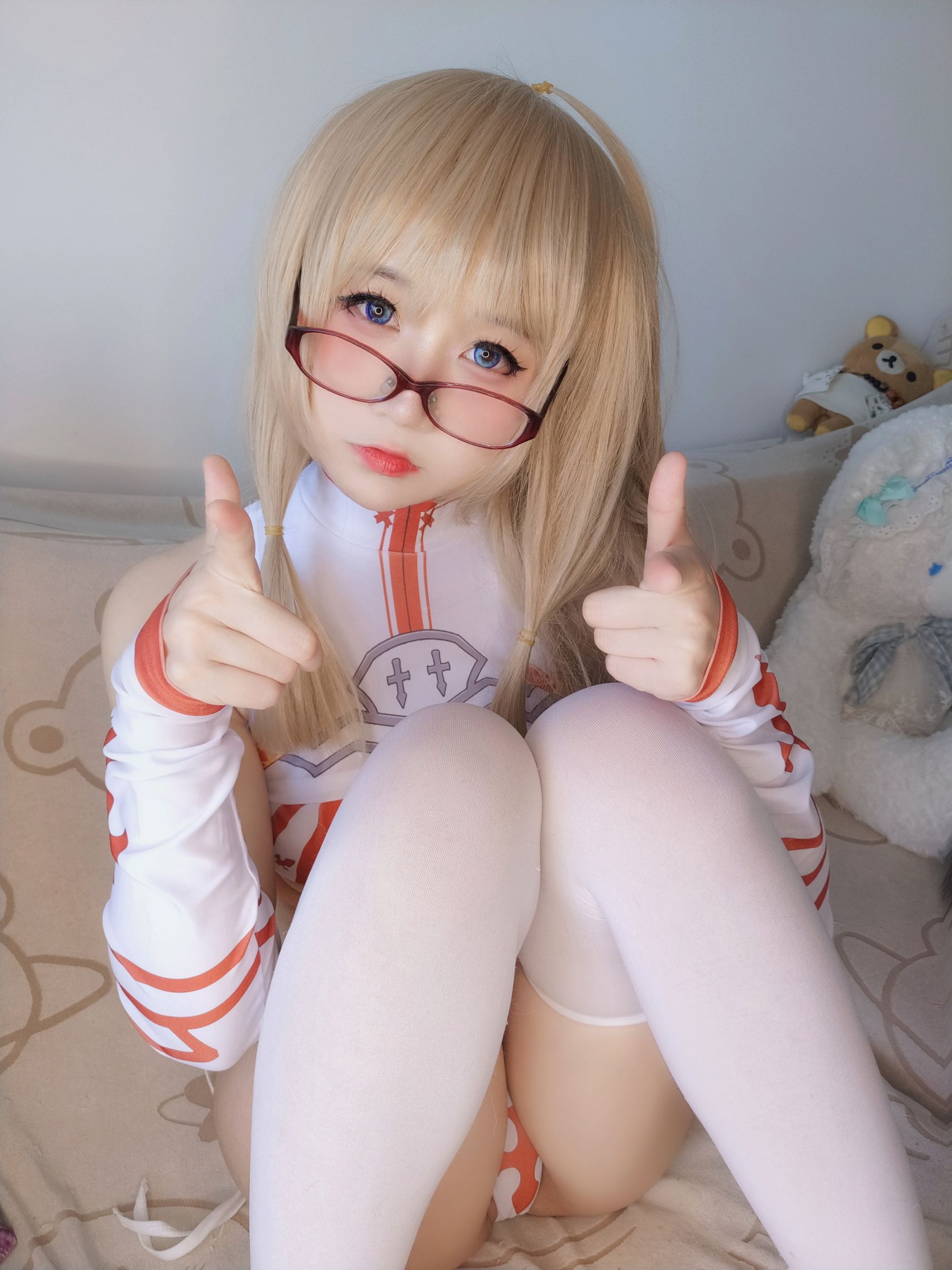 [福利COS] 萌妹子Coser摇摇乐yoyo fantia  情趣白丝制服诱惑 第71张