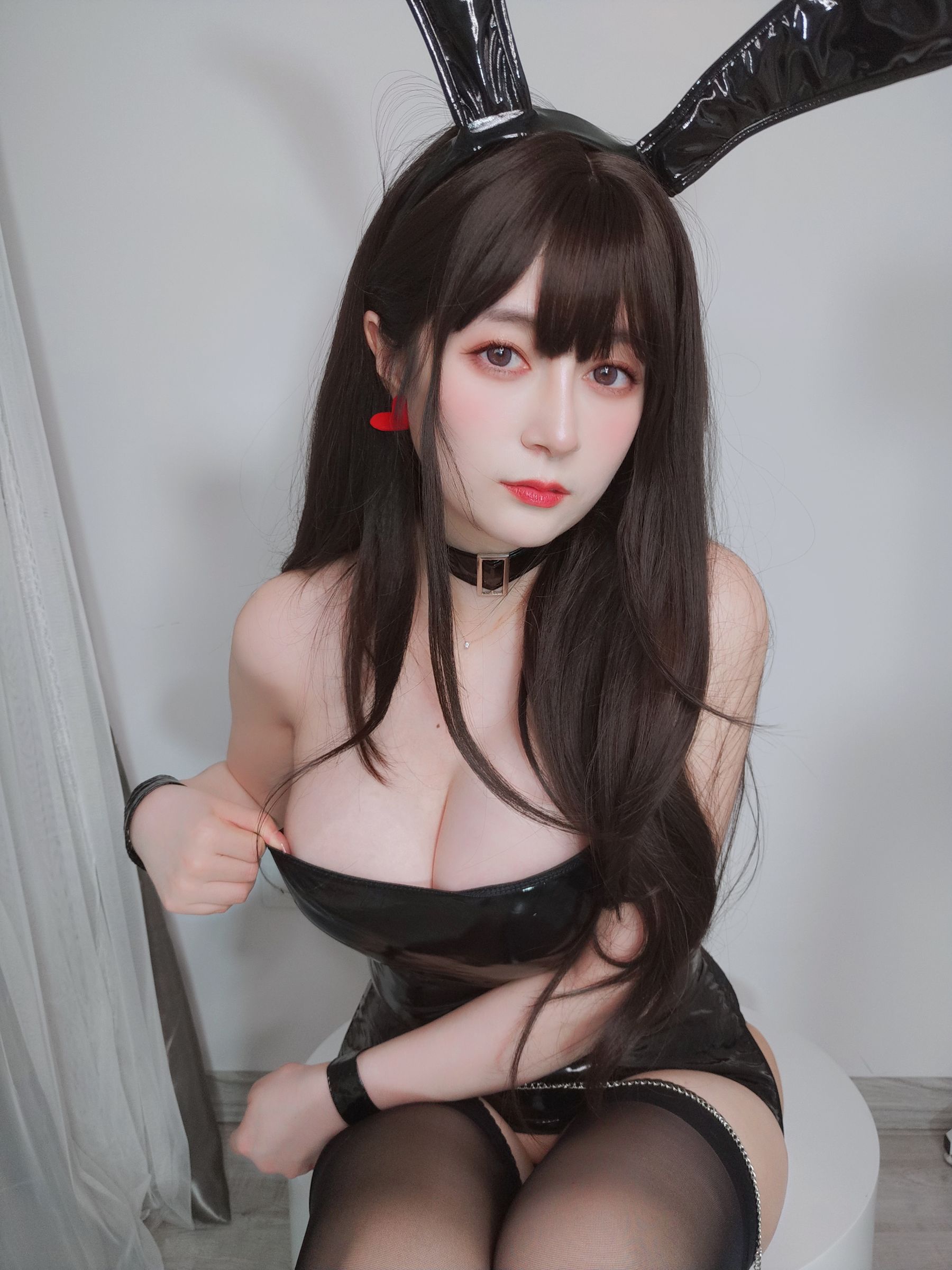 [福利COS] Coser小姐姐白银 - 皮衣兔女郎  第110张